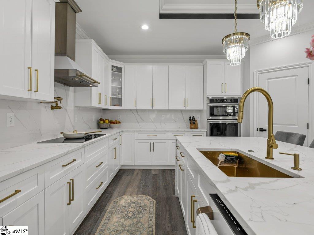 15 Julian Avenue Property Photo 12