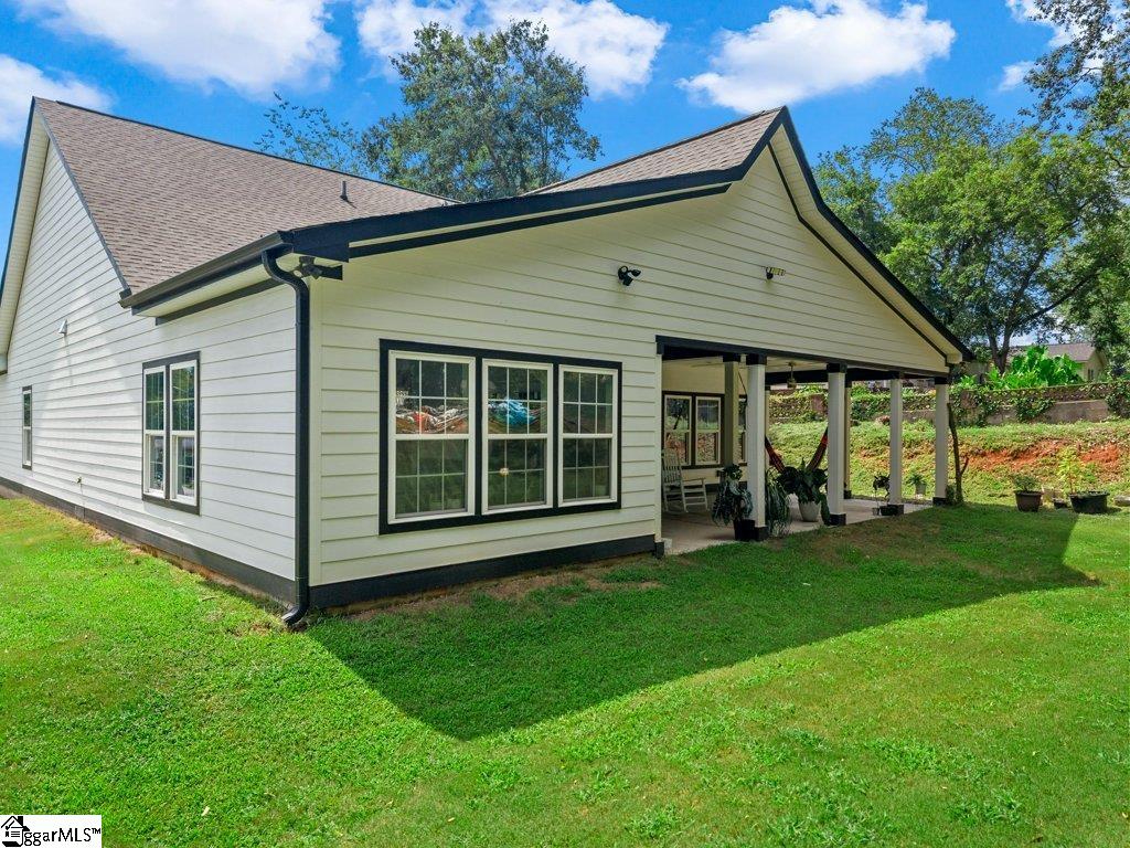 15 Julian Avenue Property Photo 35