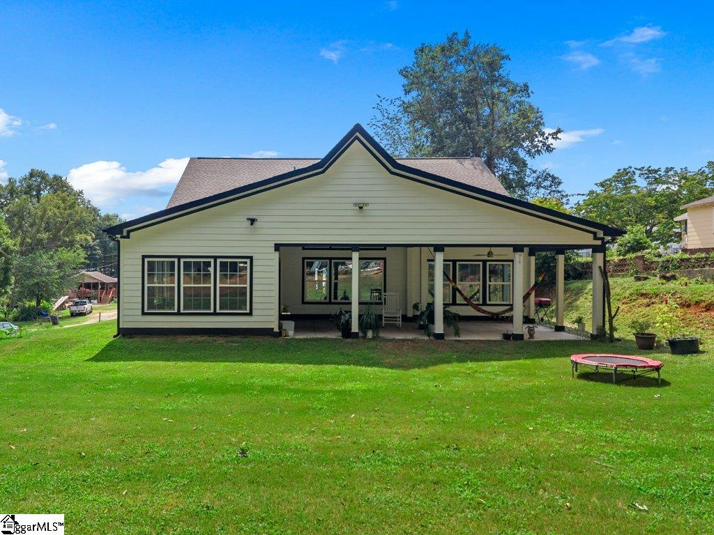 15 Julian Avenue Property Photo 36