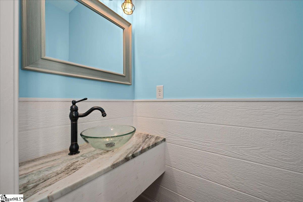 233 Fremont Drive Property Photo 18