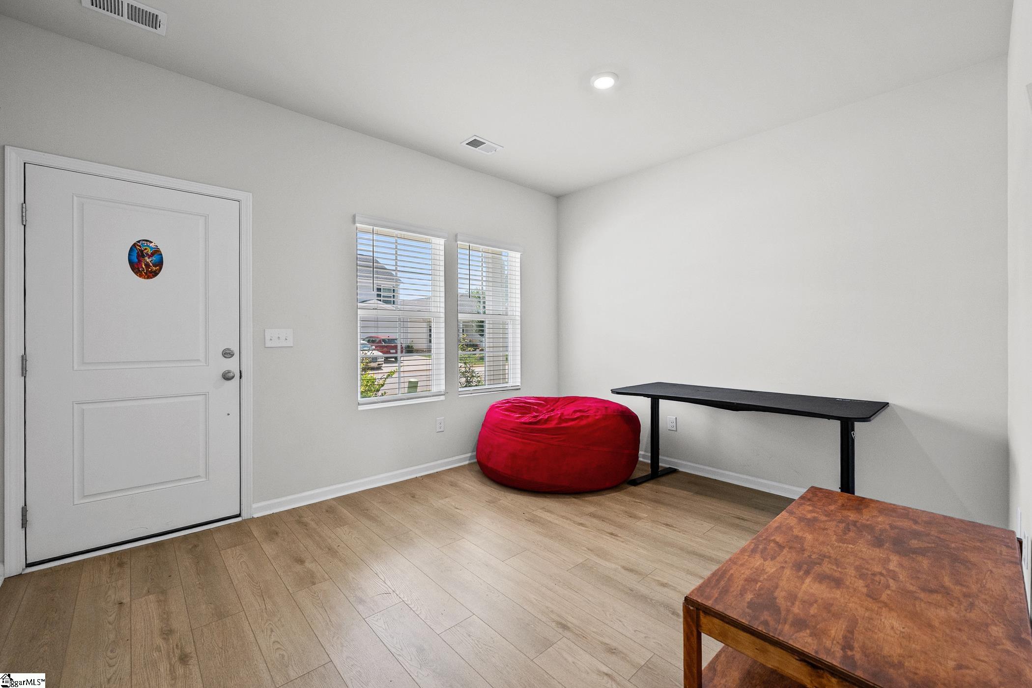 12023 Lansbury Drive Property Photo 3