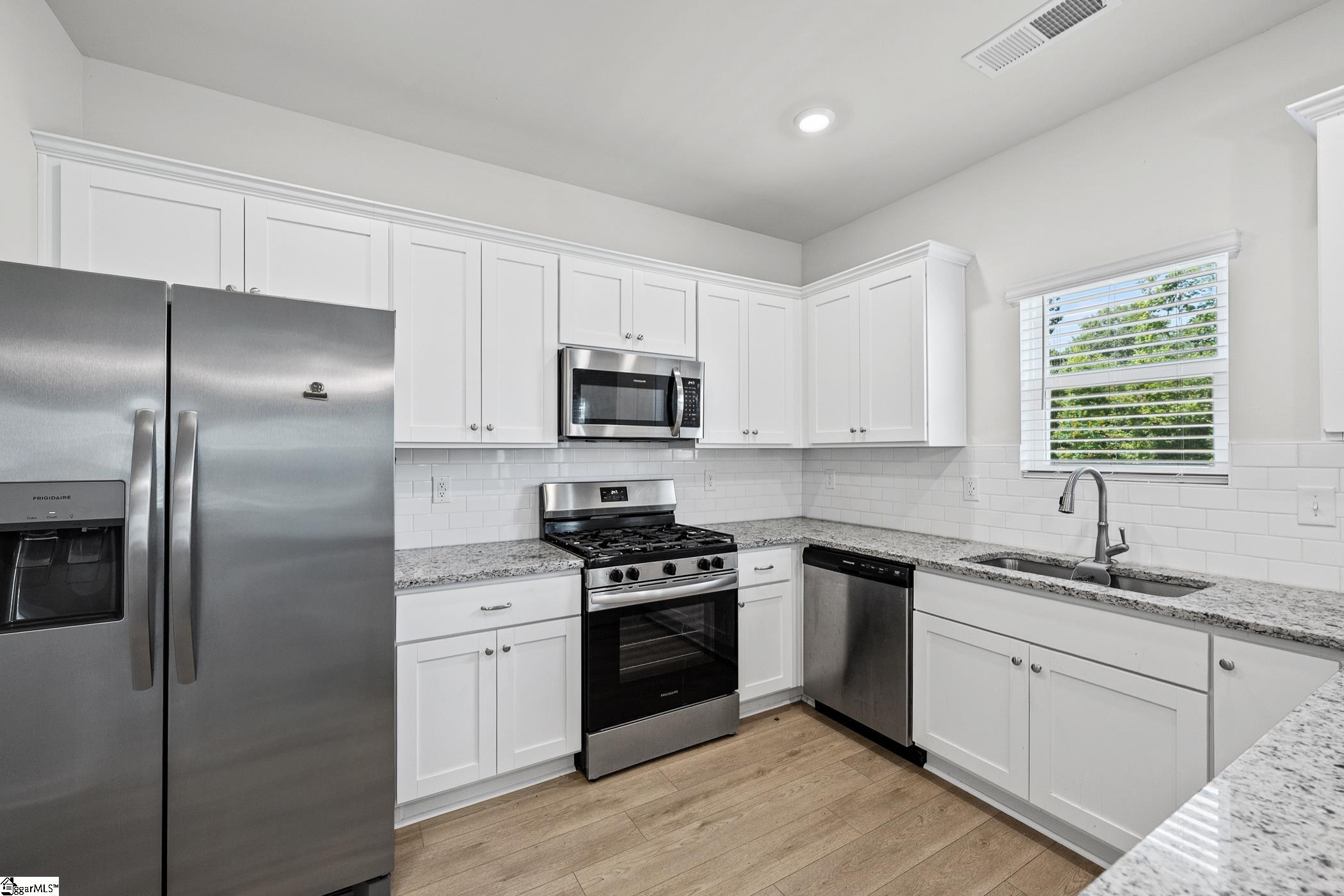 12023 Lansbury Drive Property Photo 11