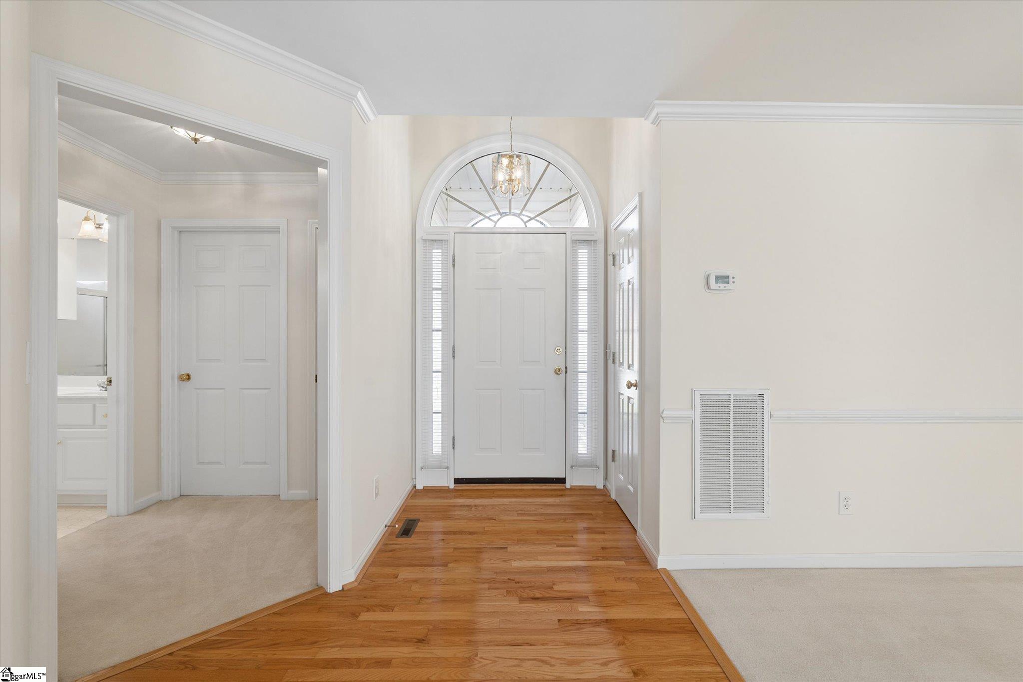 128 Windstone Drive Property Photo 4