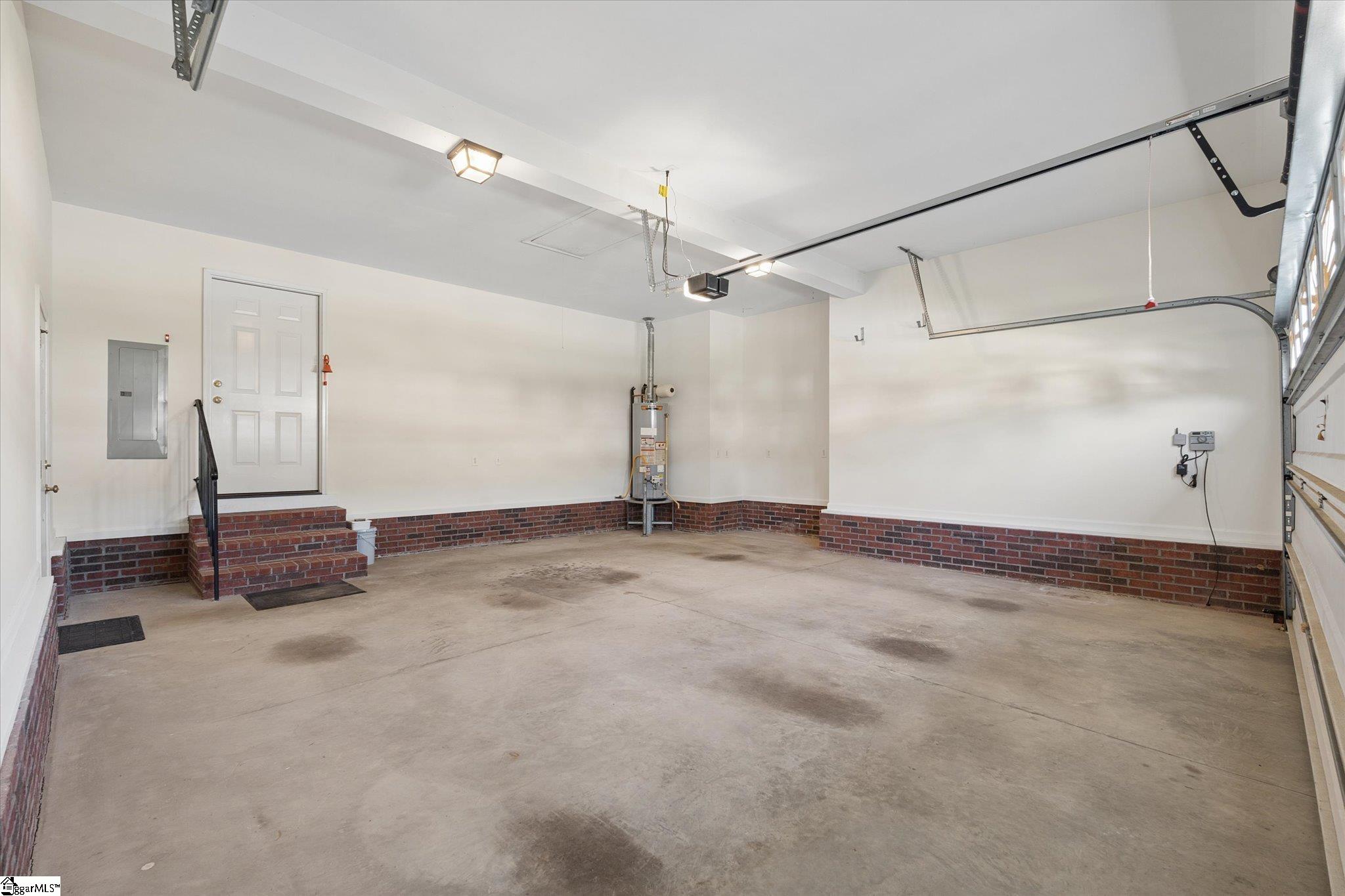128 Windstone Drive Property Photo 25