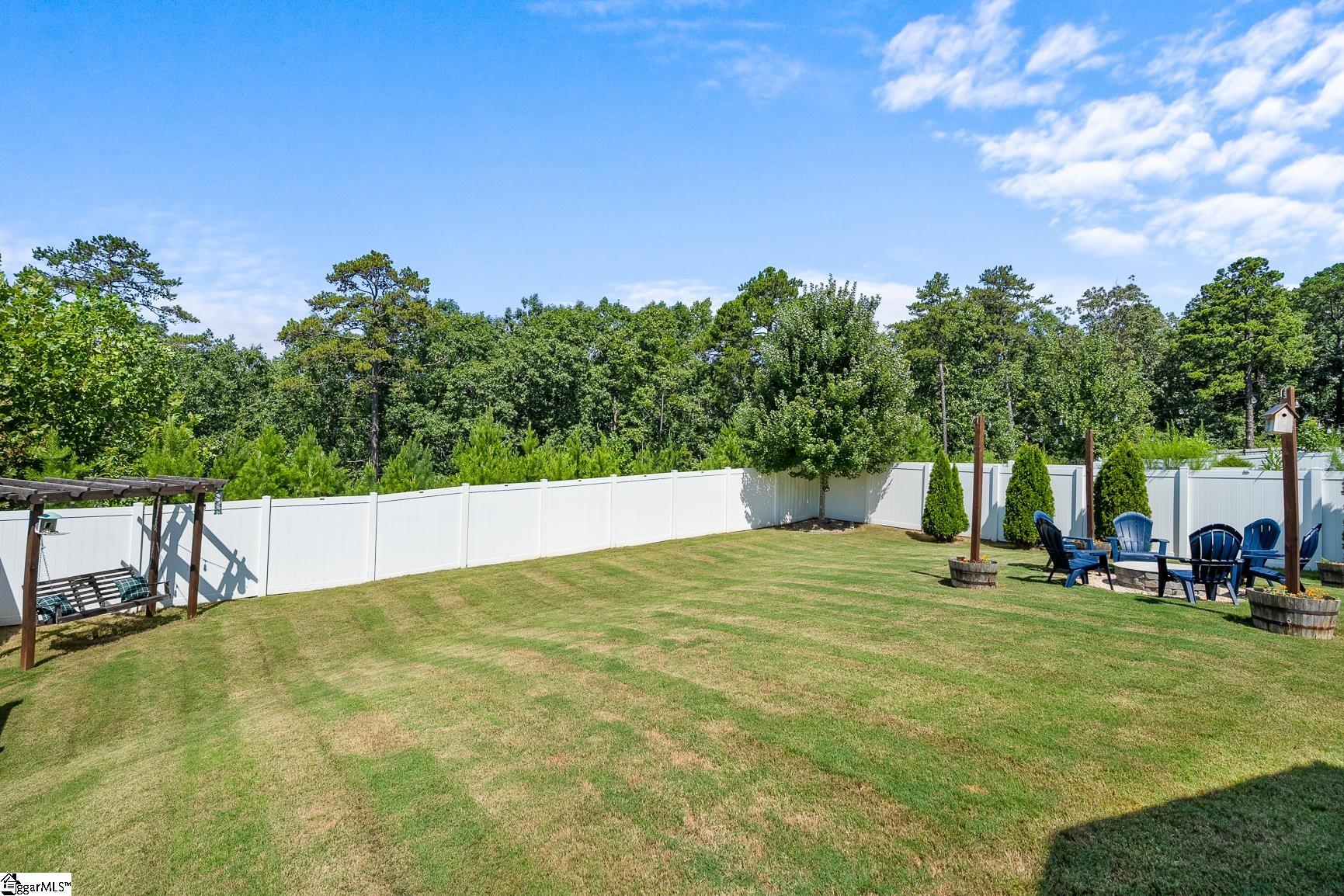 26 Macdee Way Property Photo 3