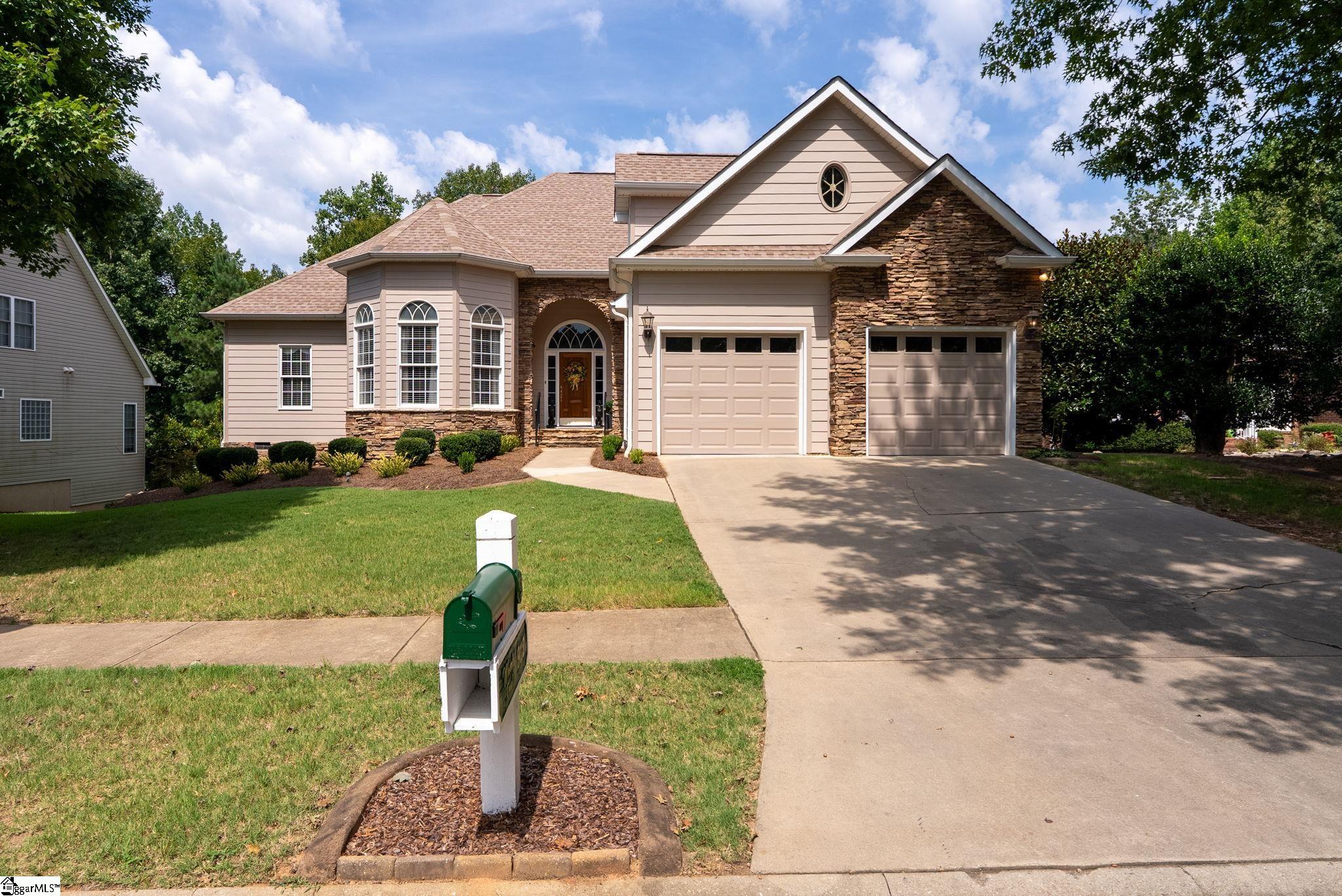 912 Wando Road Property Photo 1