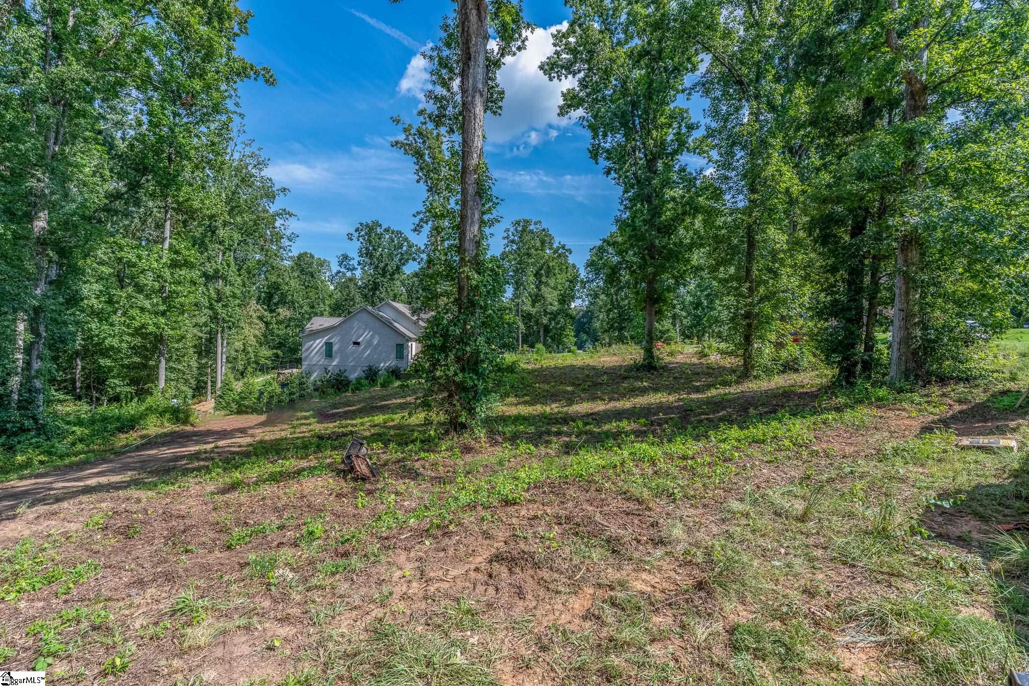 645 Breckenwood Drive Property Photo 8