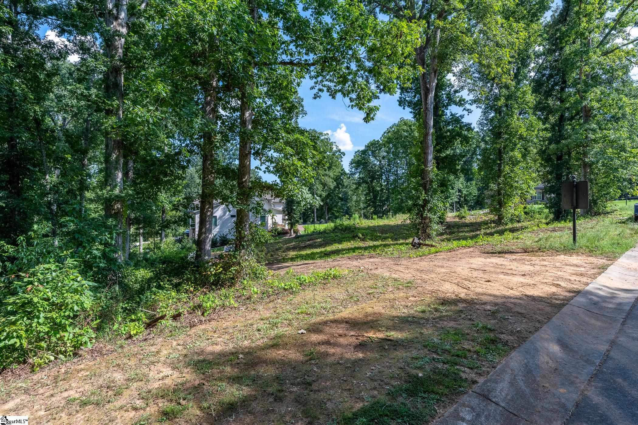 645 Breckenwood Drive Property Photo 10