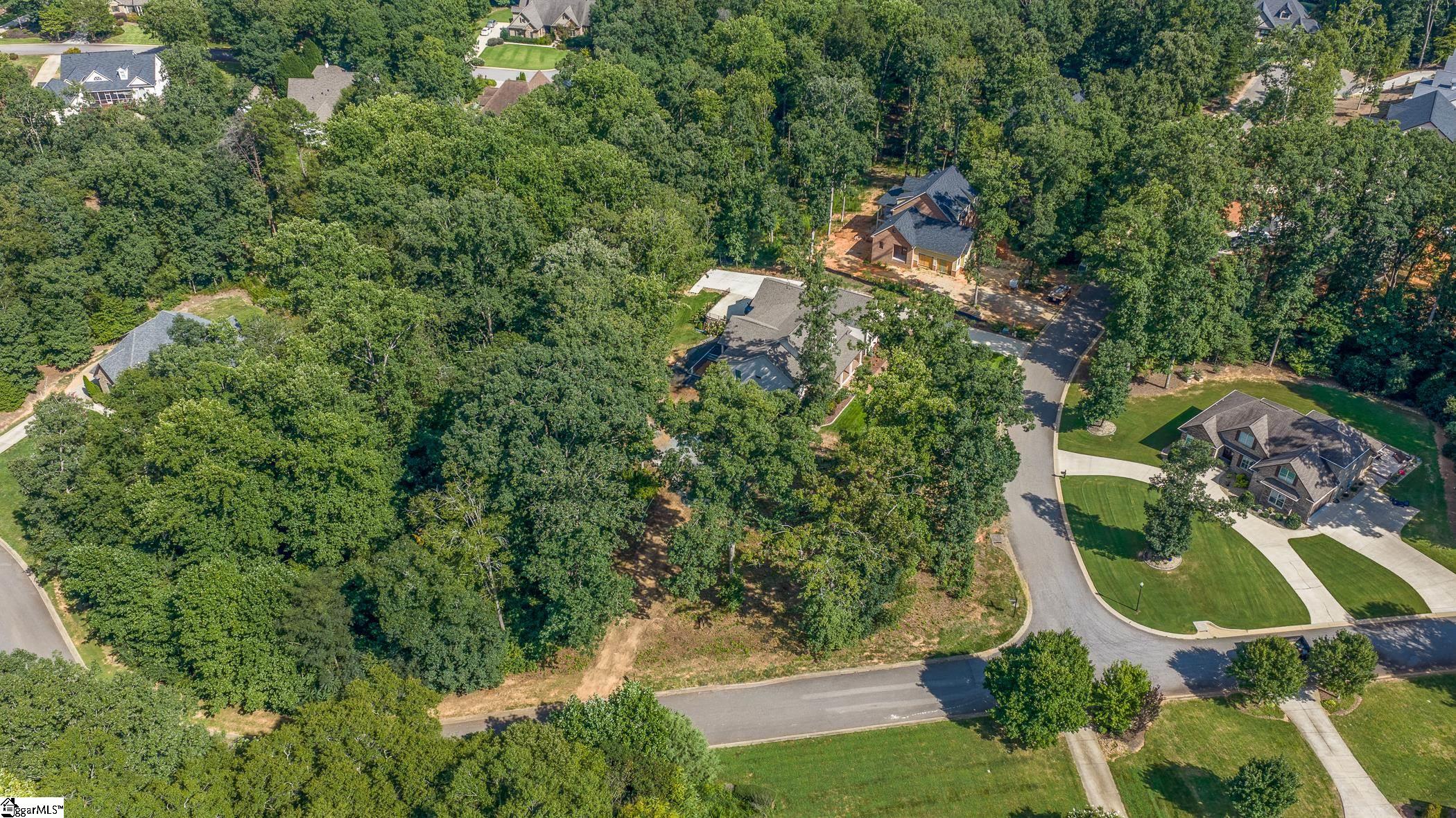 645 Breckenwood Drive Property Photo 12
