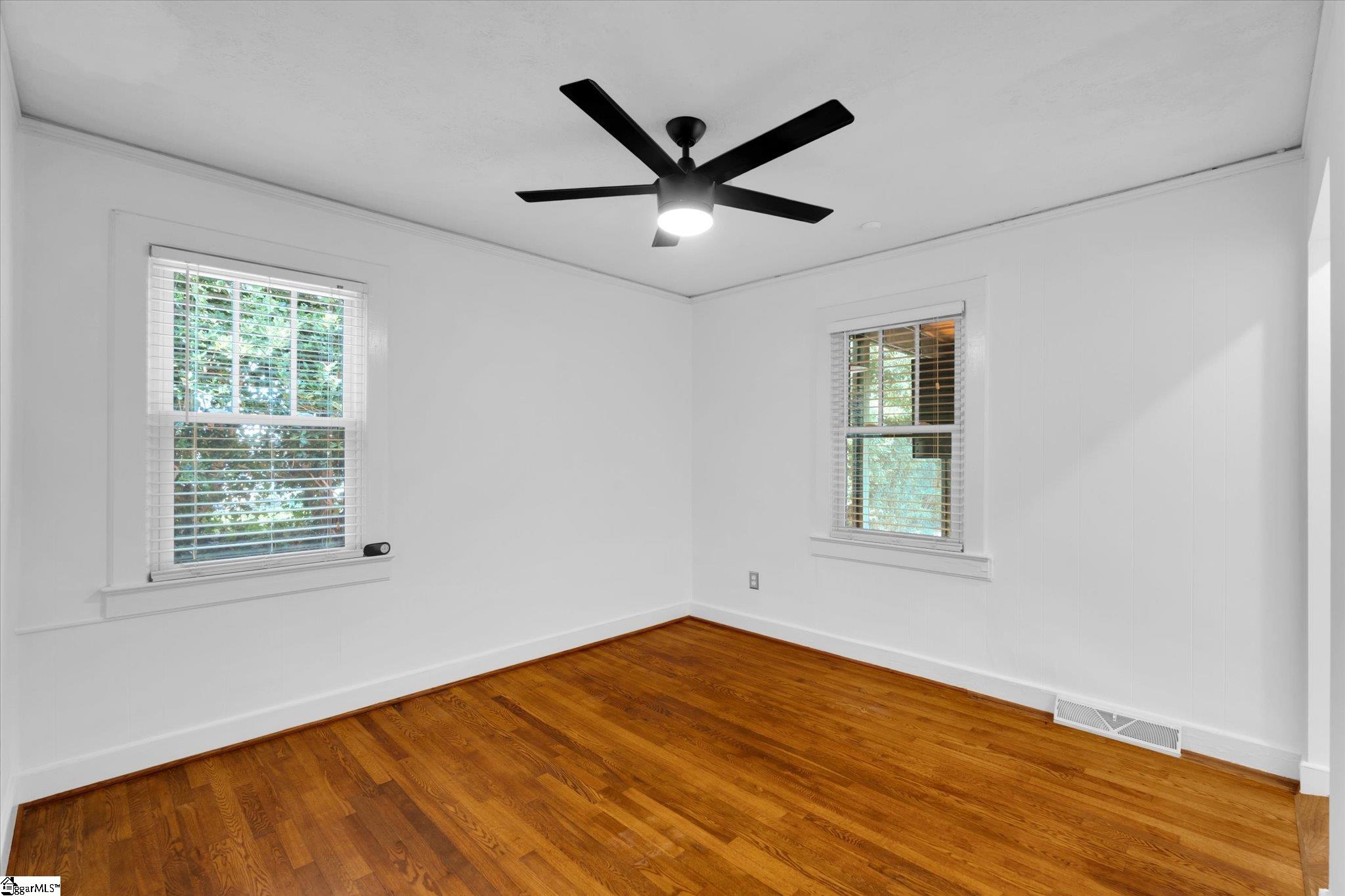 108 Paris View Drive Property Photo 10