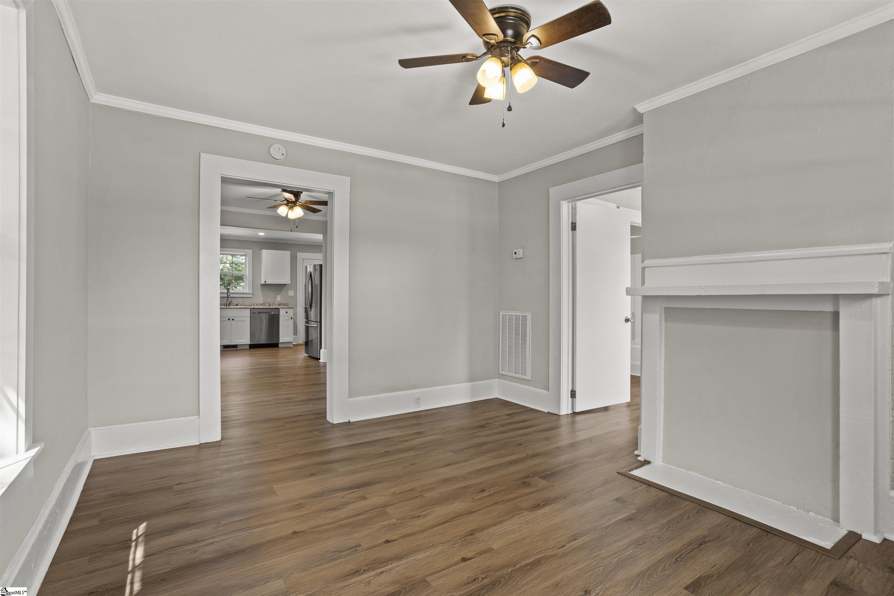 123 N Florida Avenue Property Photo 4