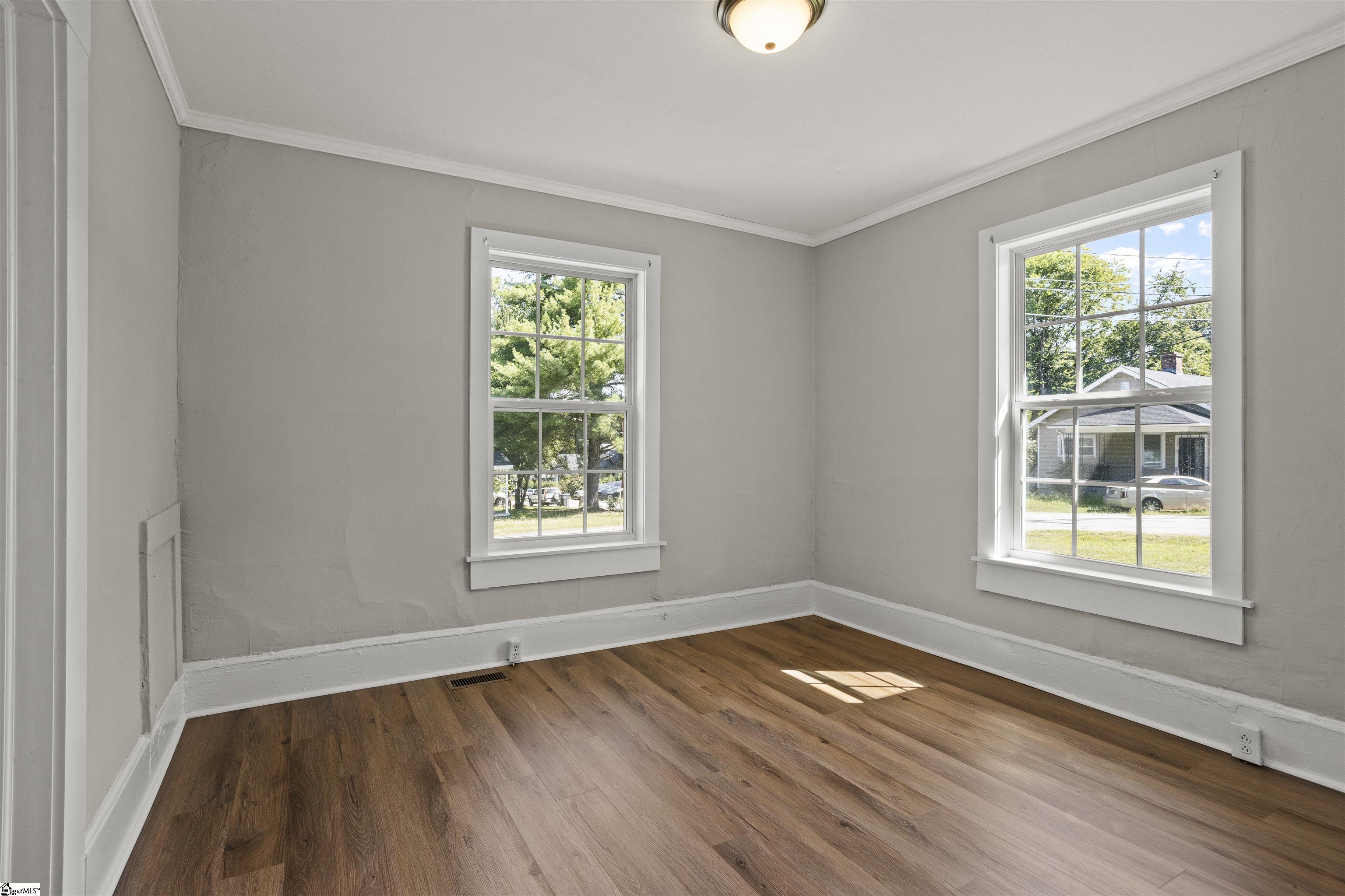 123 N Florida Avenue Property Photo 5