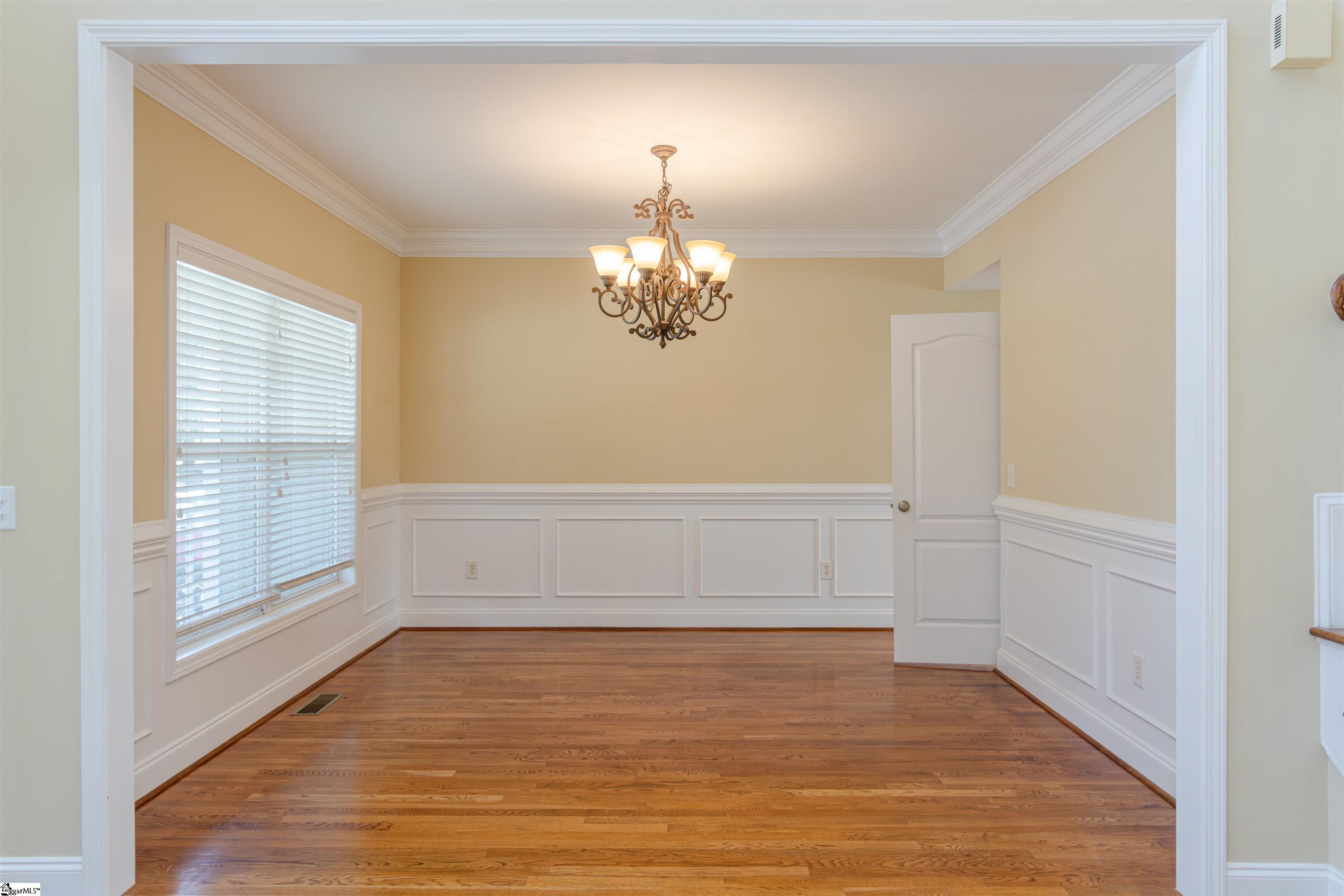6 Moss Wood Circle Property Photo 8