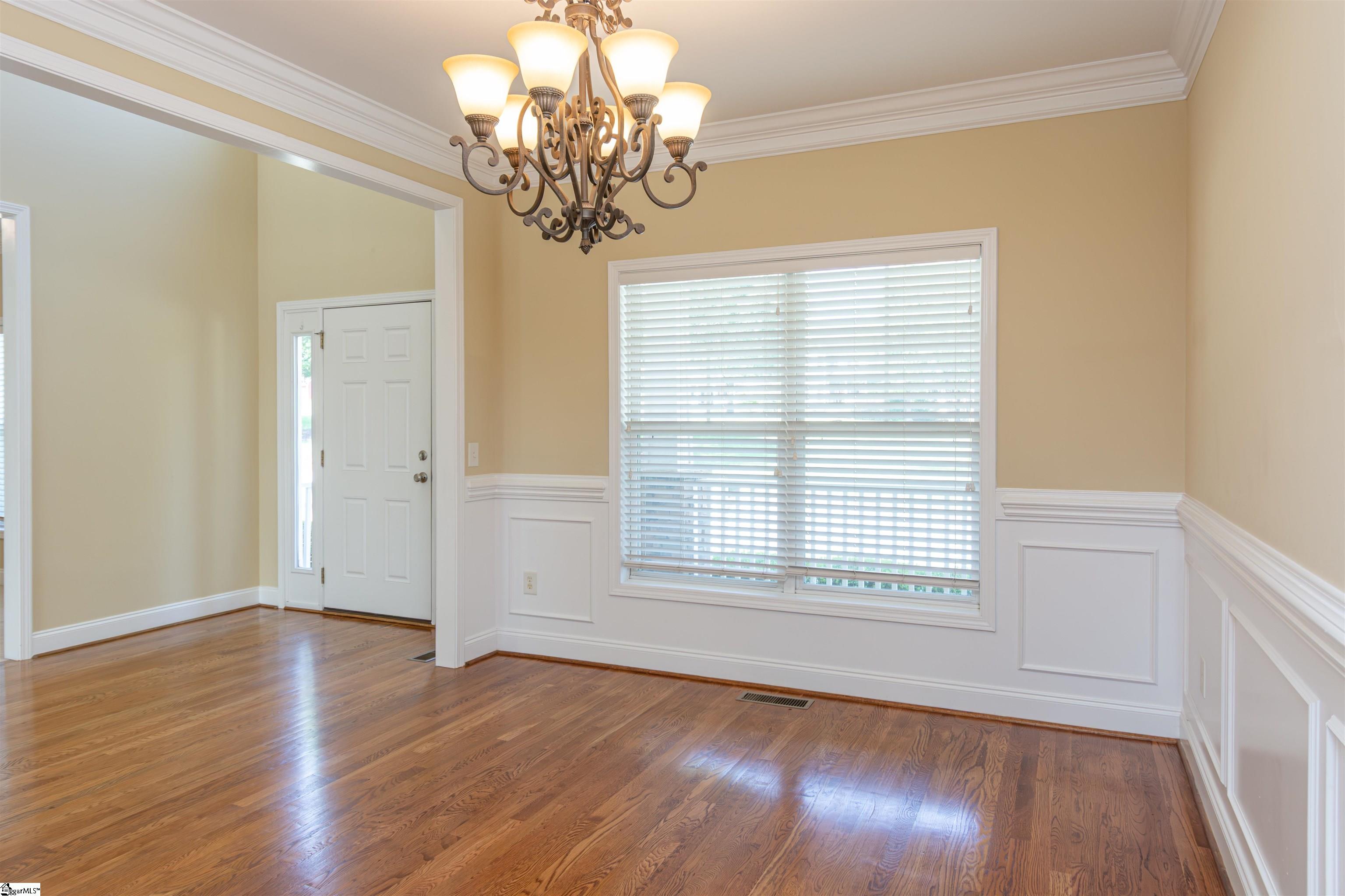 6 Moss Wood Circle Property Photo 9