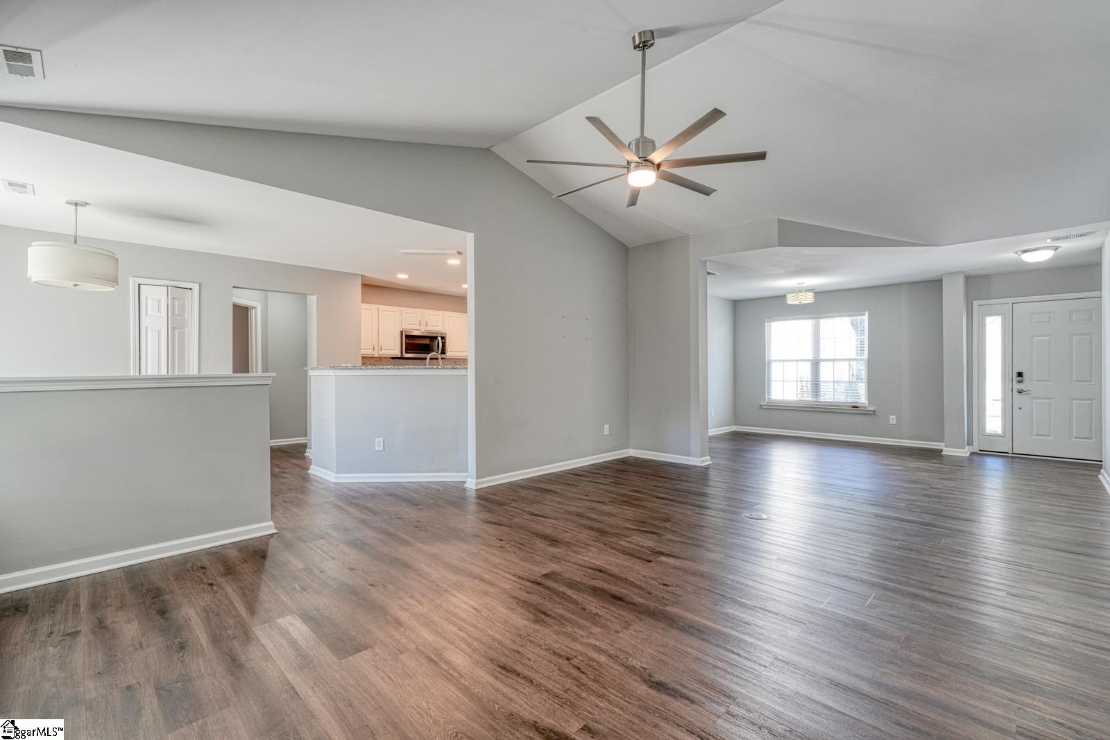 713 Bent Hollow Court Property Photo 8