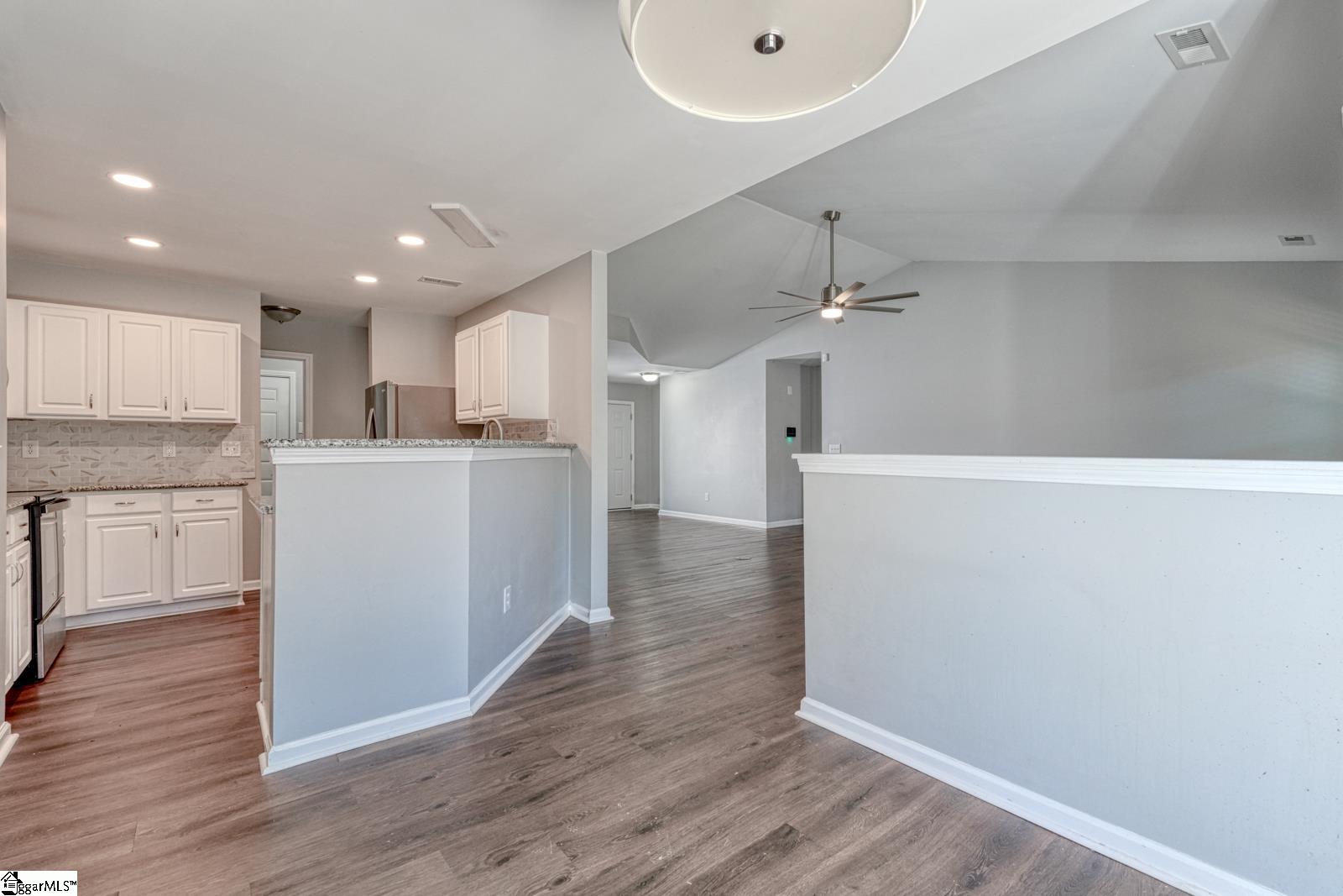 713 Bent Hollow Court Property Photo 10