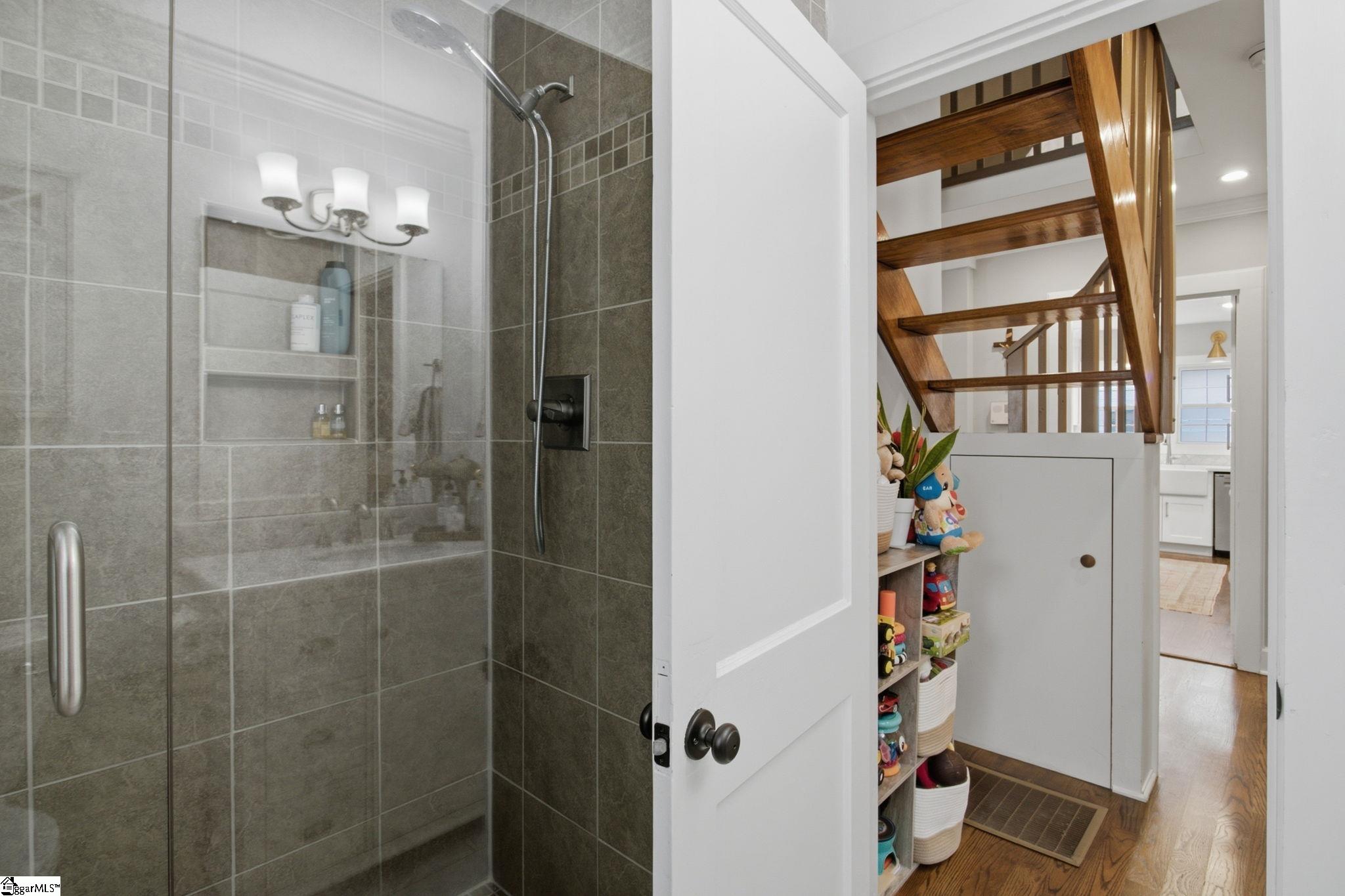 16 High Hill Street Property Photo 18