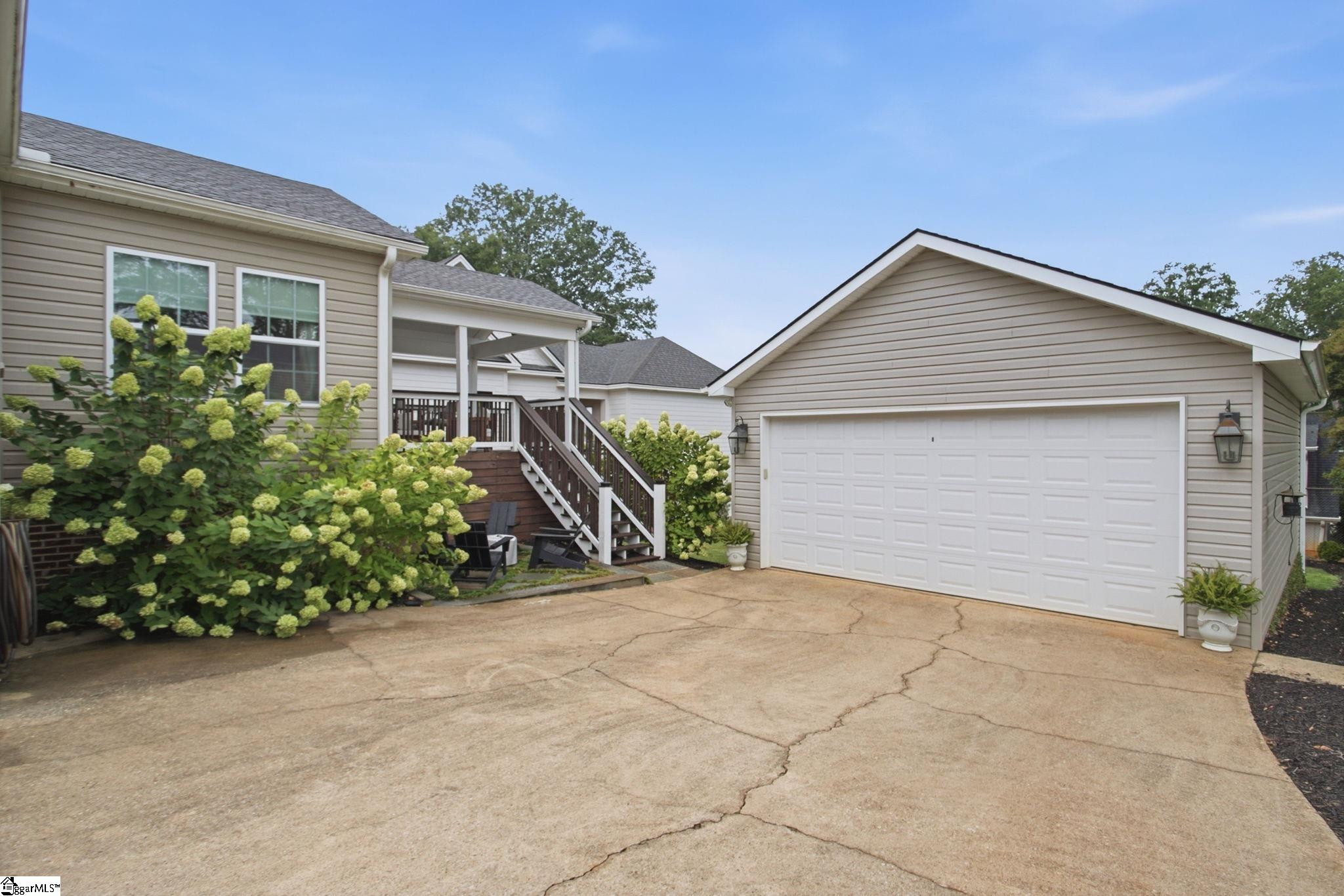 16 High Hill Street Property Photo 40