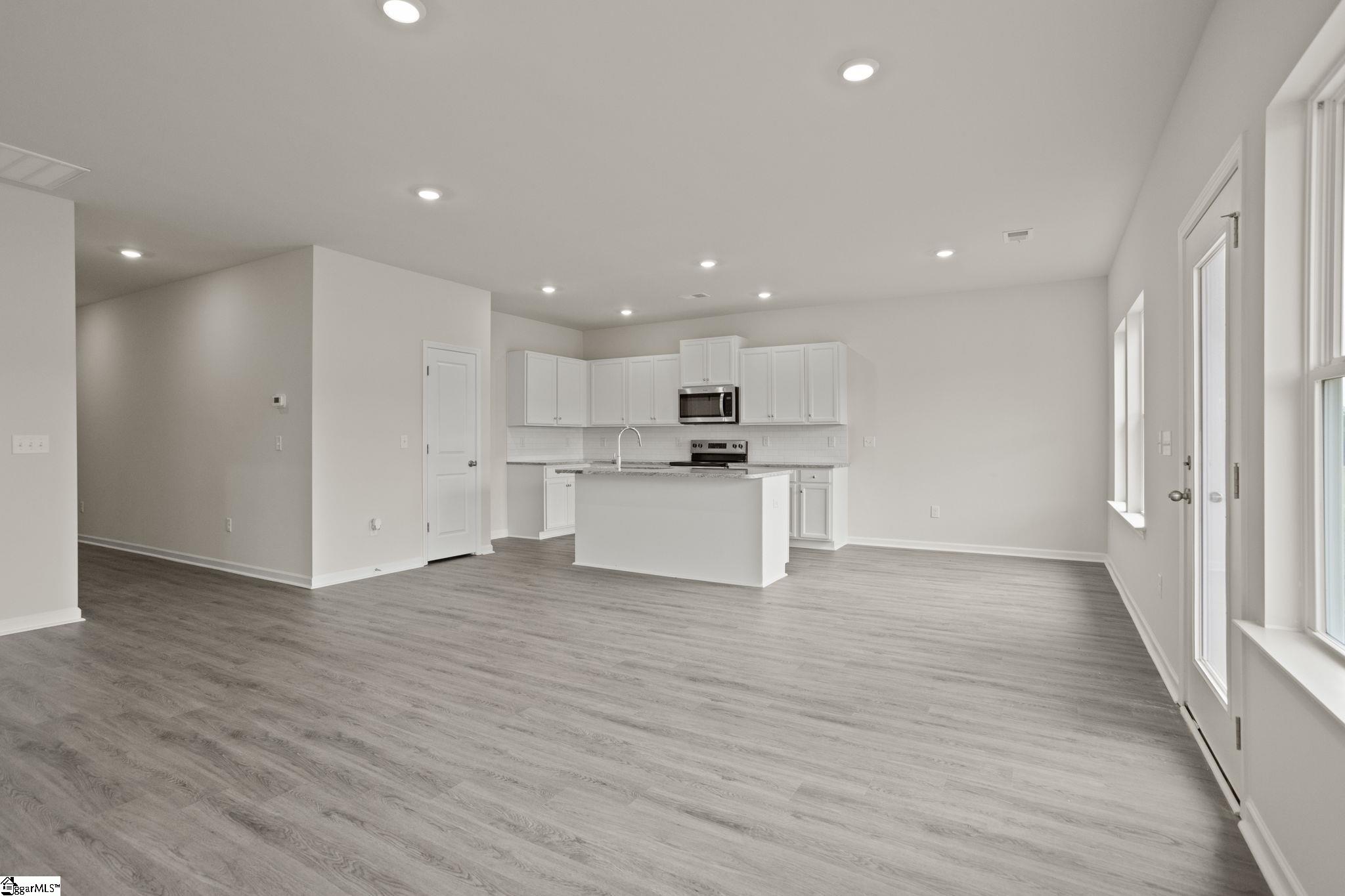 204 White Fields Avenue Property Photo 11