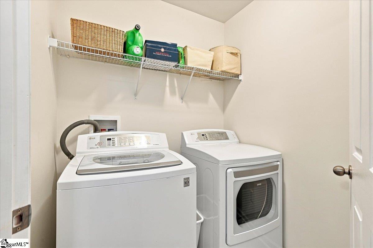 21 Affirmed Court Property Photo 22