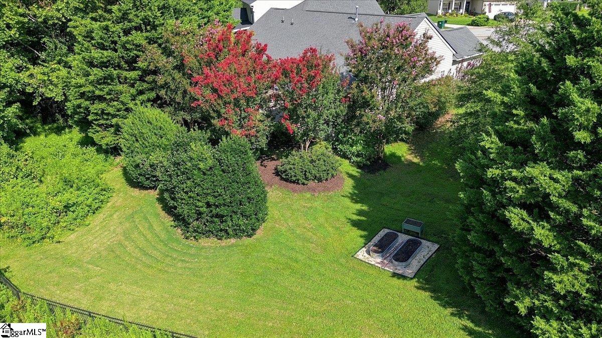 21 Affirmed Court Property Photo 28