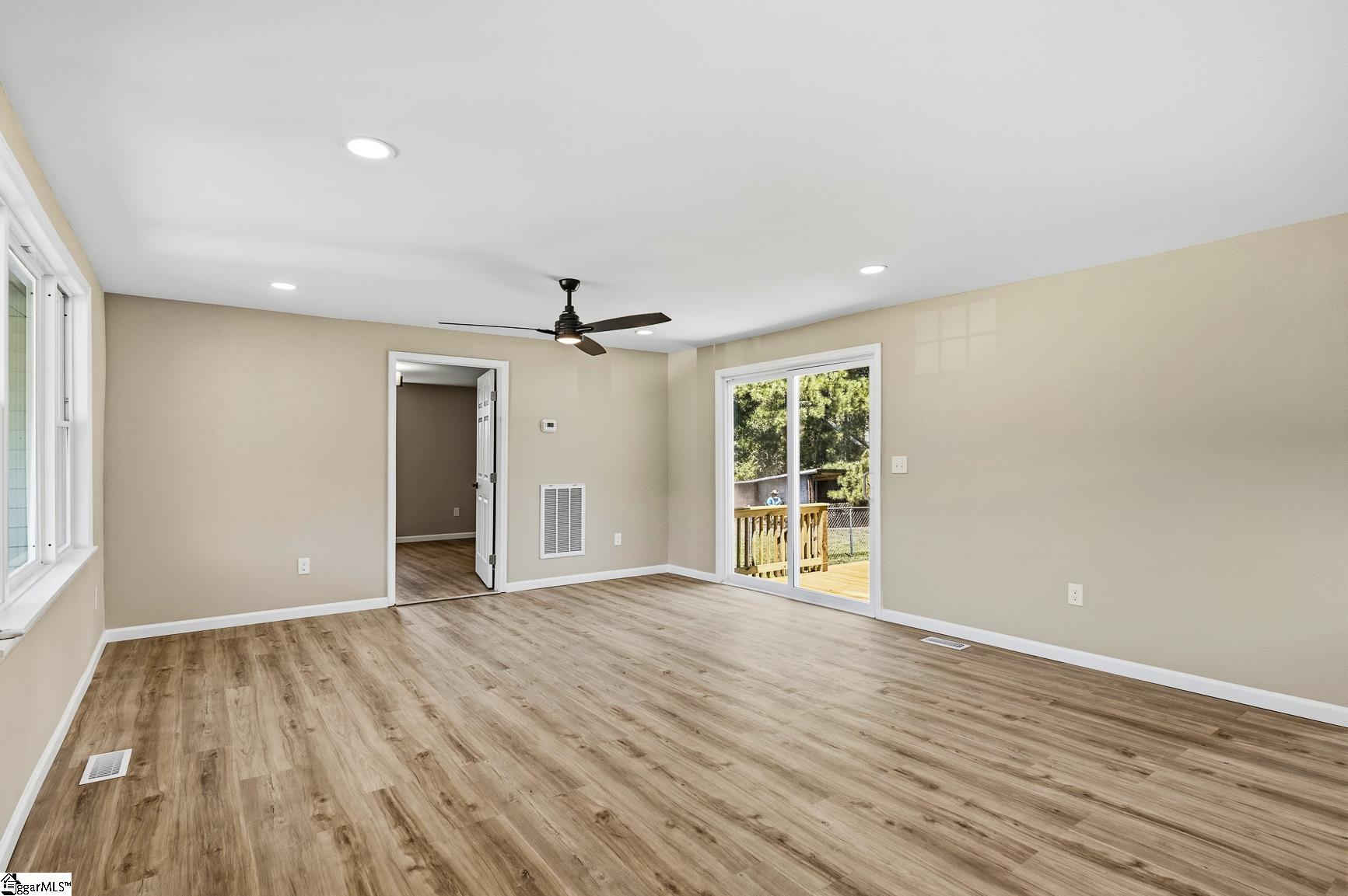 1310 Lakewood Lane Property Photo 11