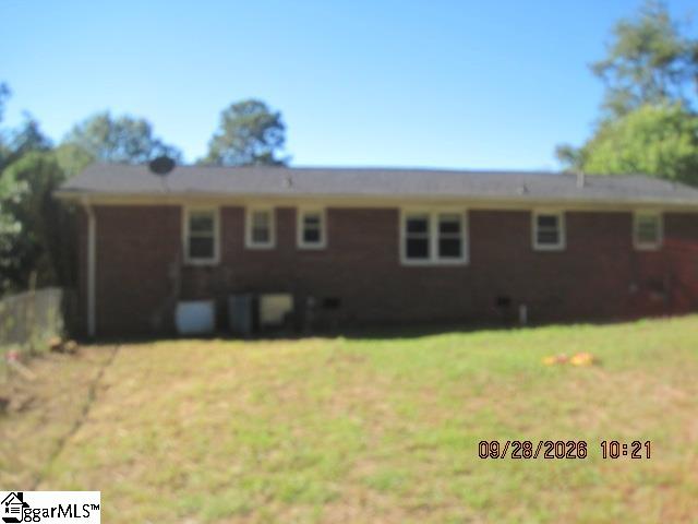 200 Windsor Drive Property Photo 12