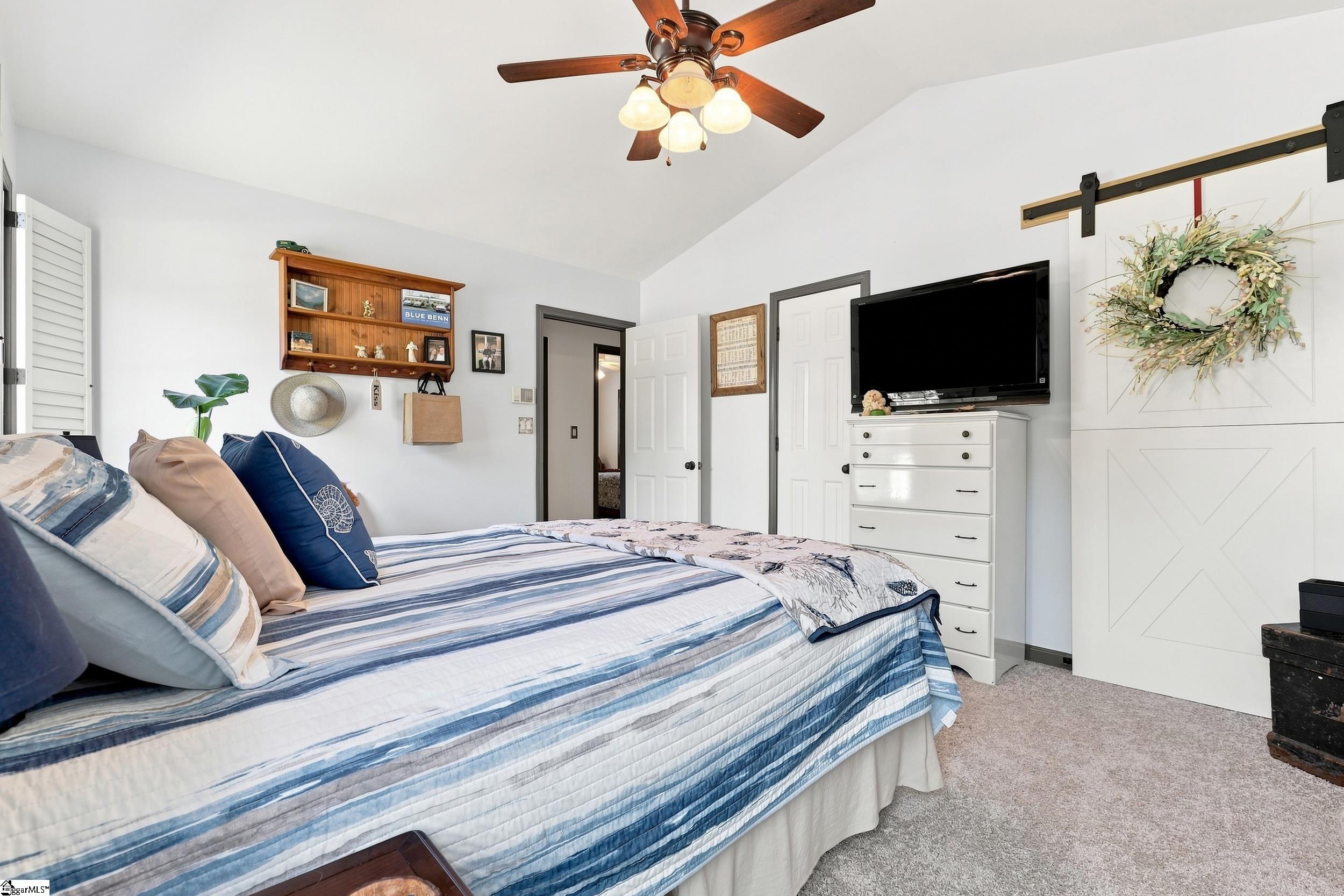 1009 Willow Run Road Property Photo 18