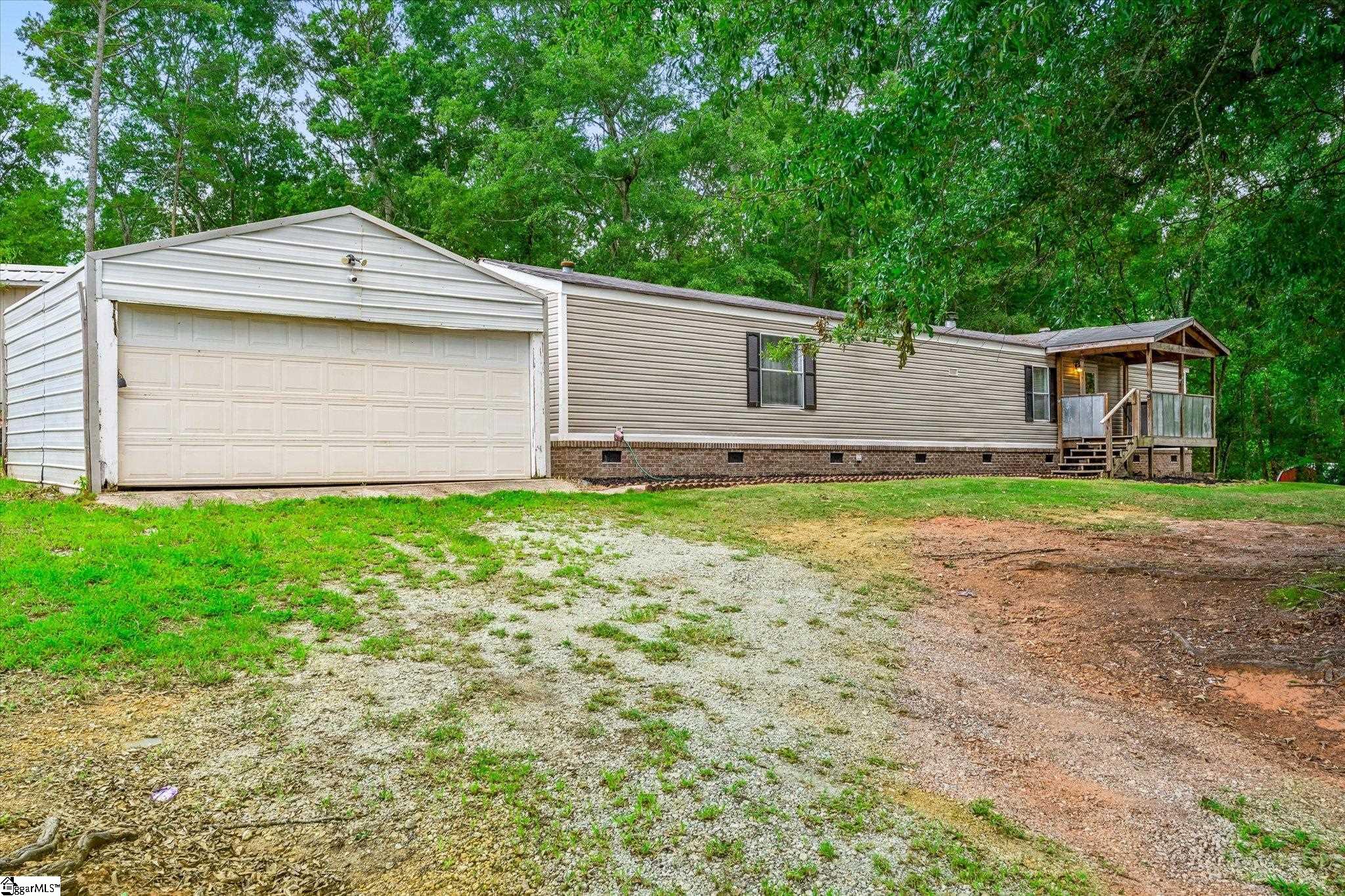 210 Elaine Drive Property Photo 24