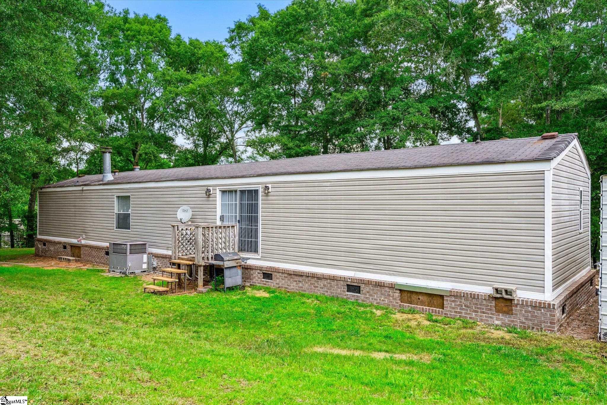 210 Elaine Drive Property Photo 28