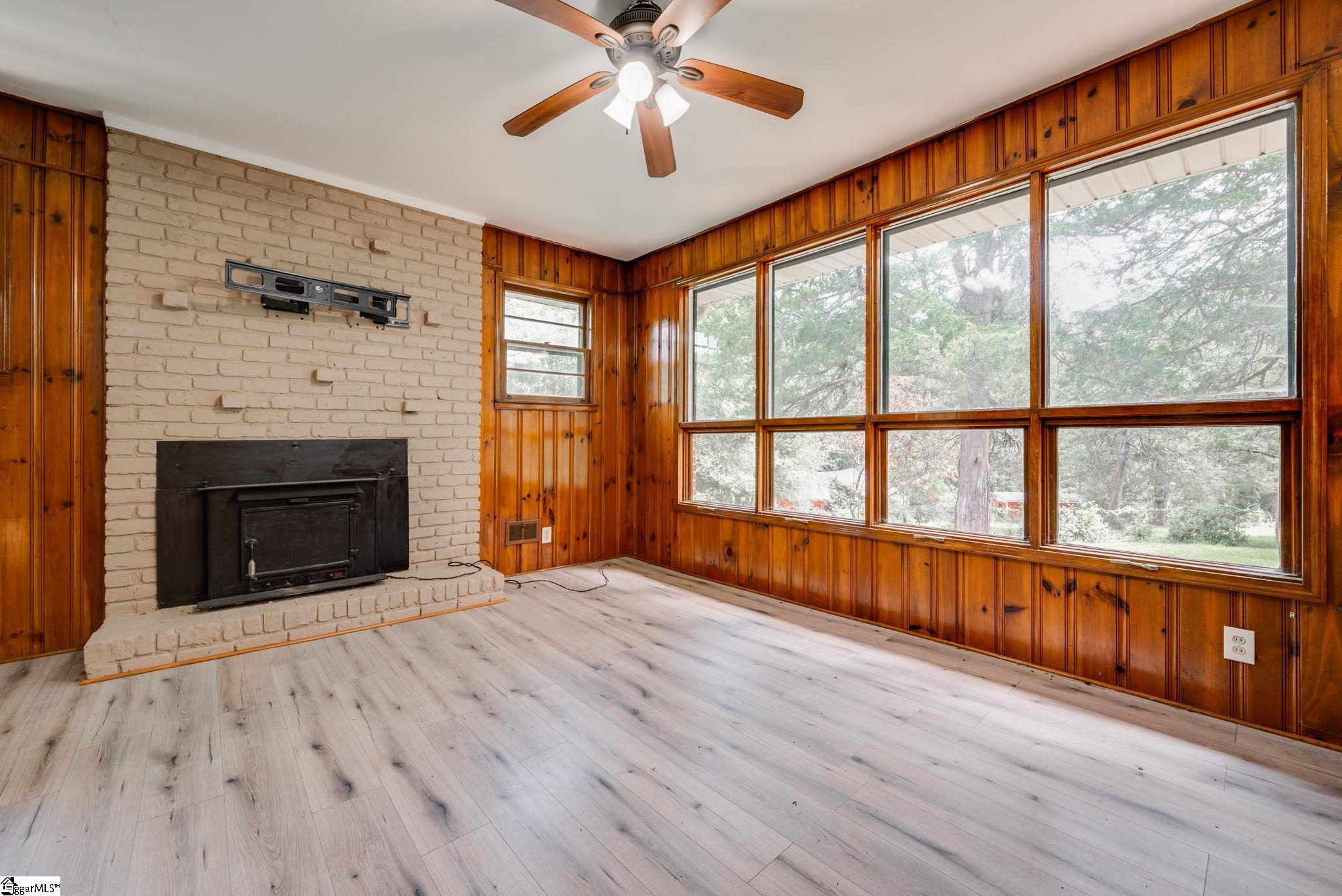 213 Barker Road Property Photo 17