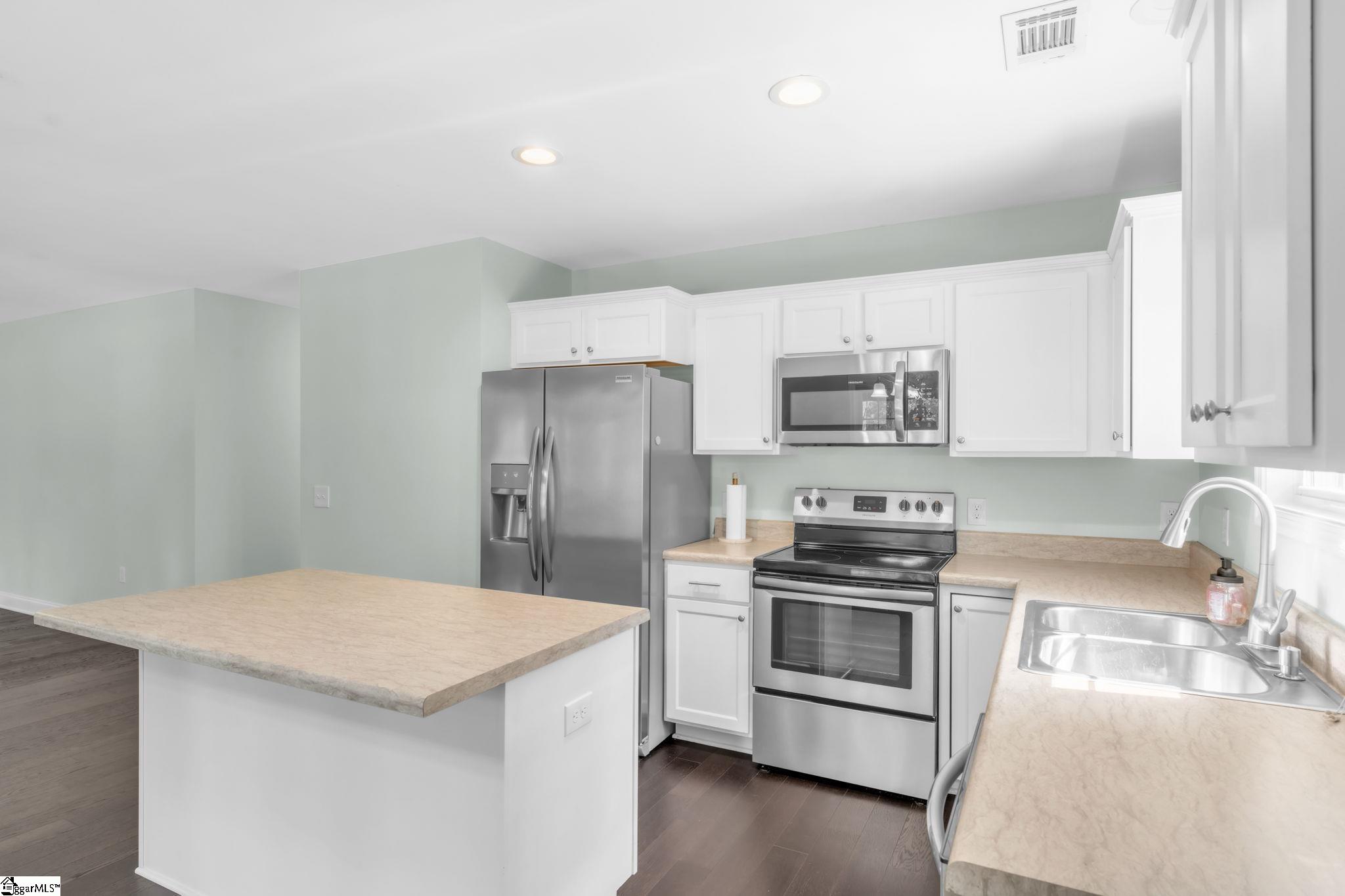 14047 E Camelia Lane Property Photo 4