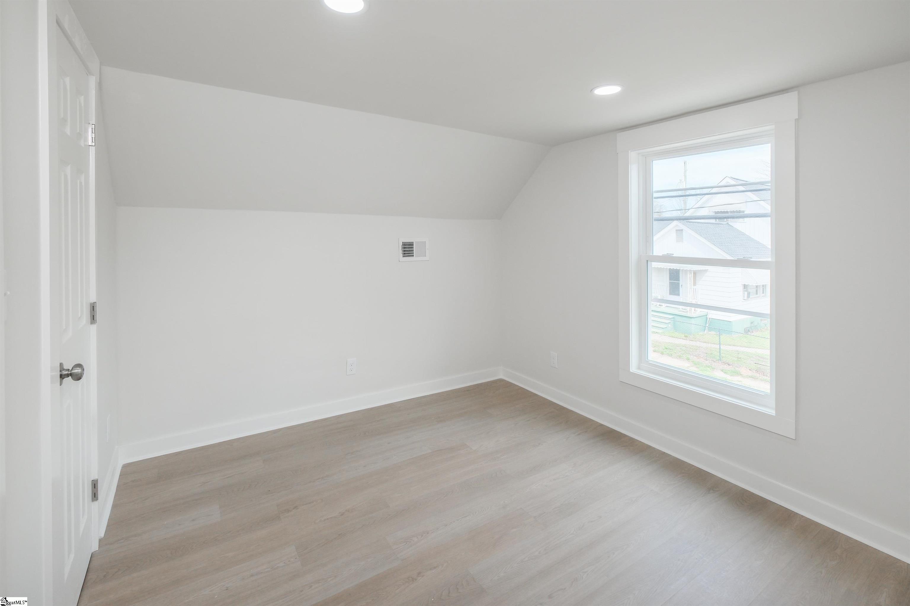 59 Smythe Avenue Property Photo 23
