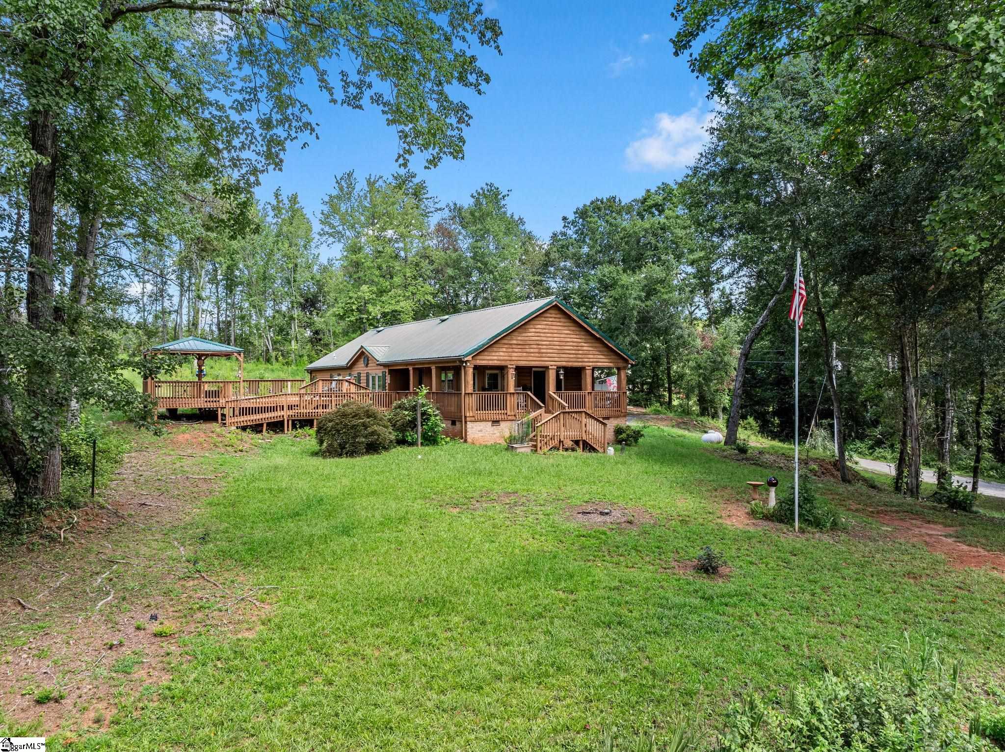 995 Foster Road Property Photo 10