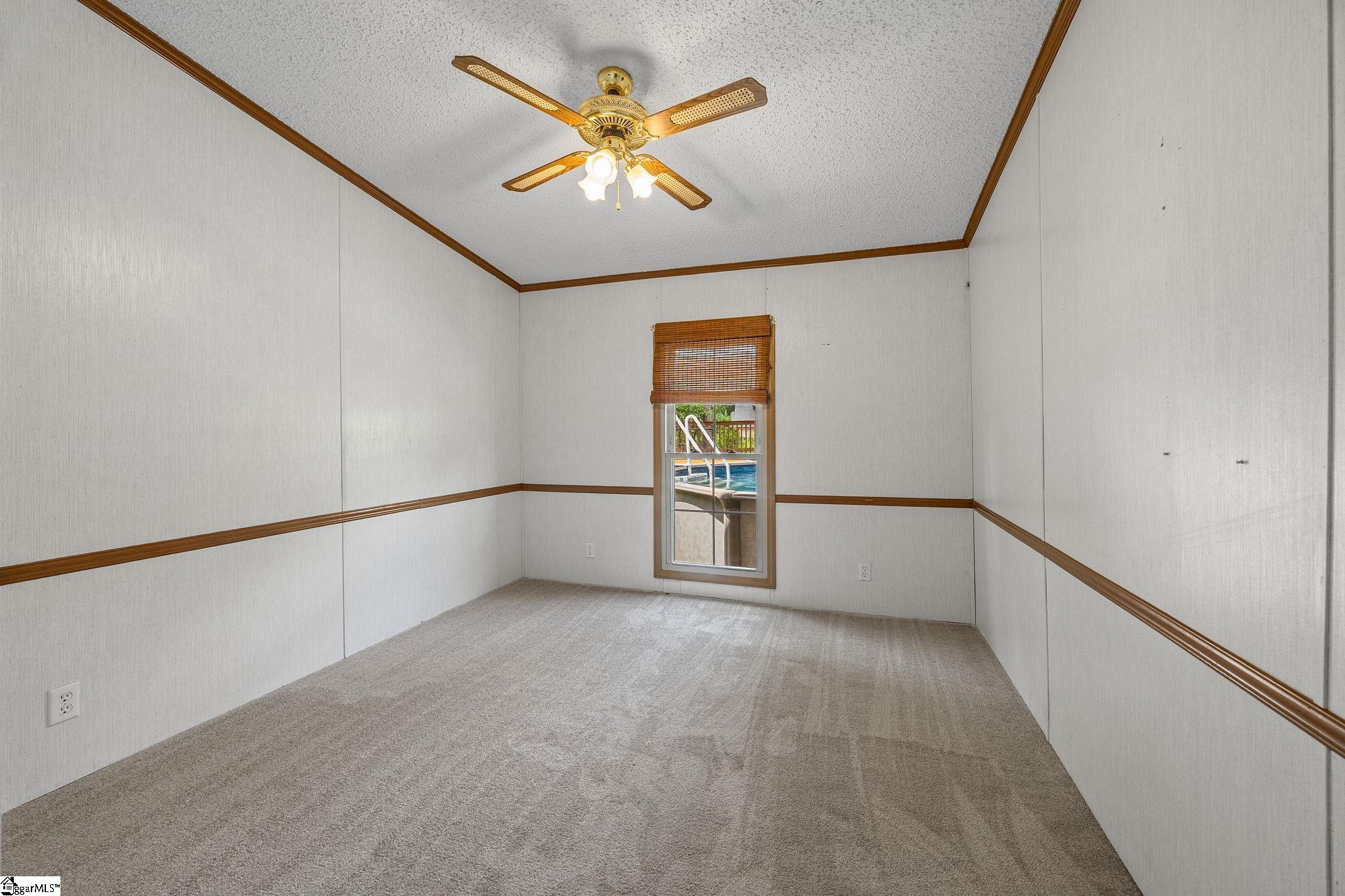 995 Foster Road Property Photo 36