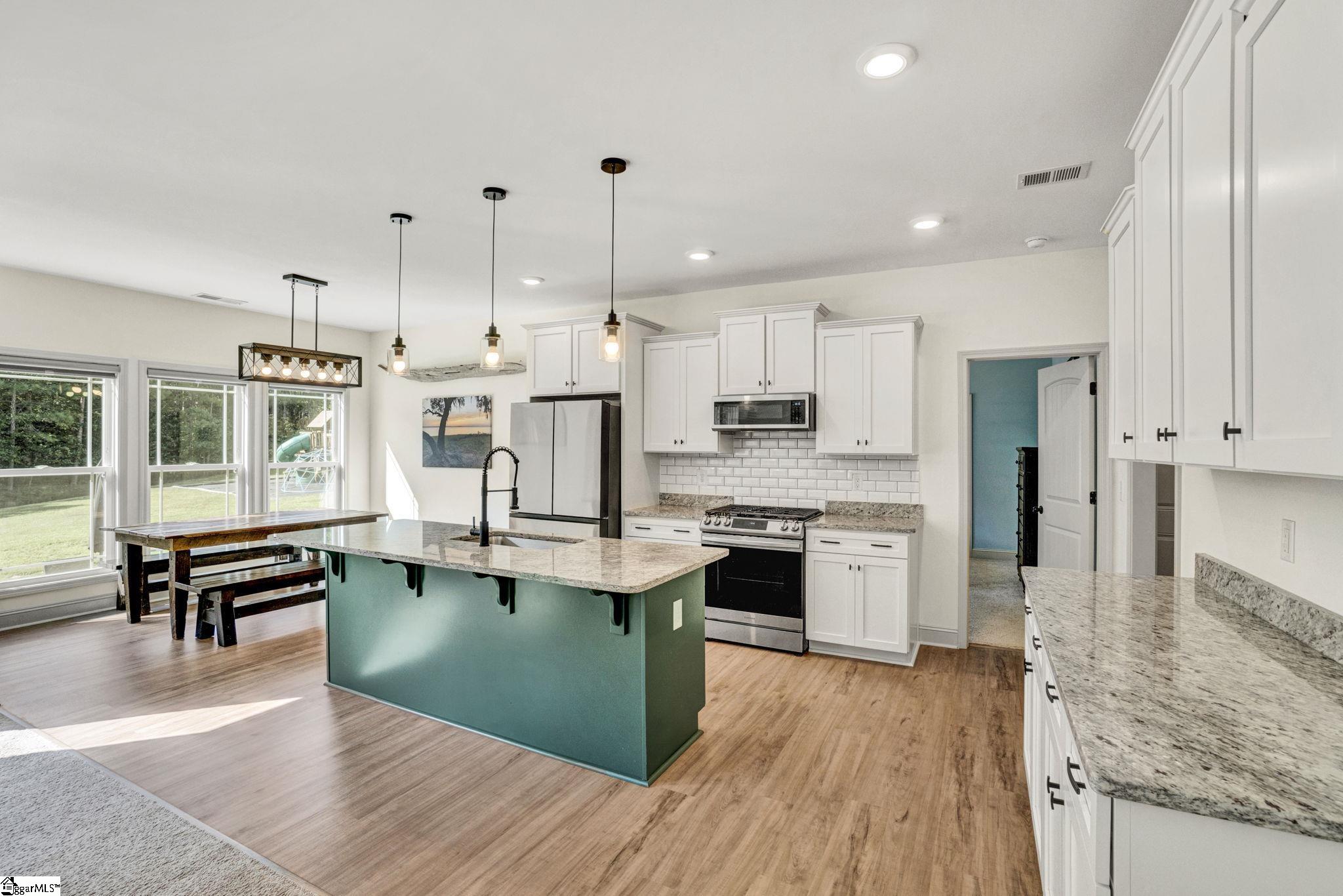 620 Daventon Road Property Photo 10