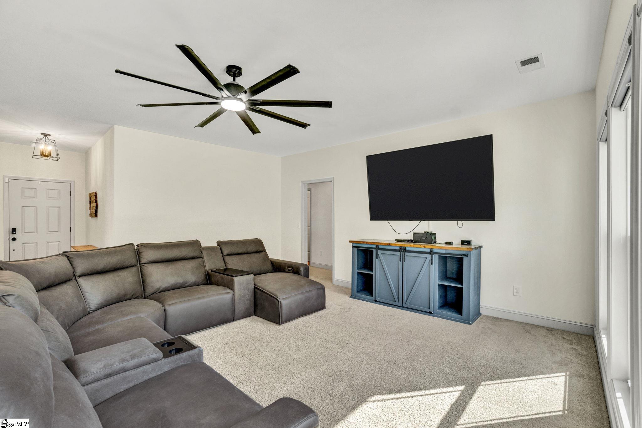 620 Daventon Road Property Photo 17