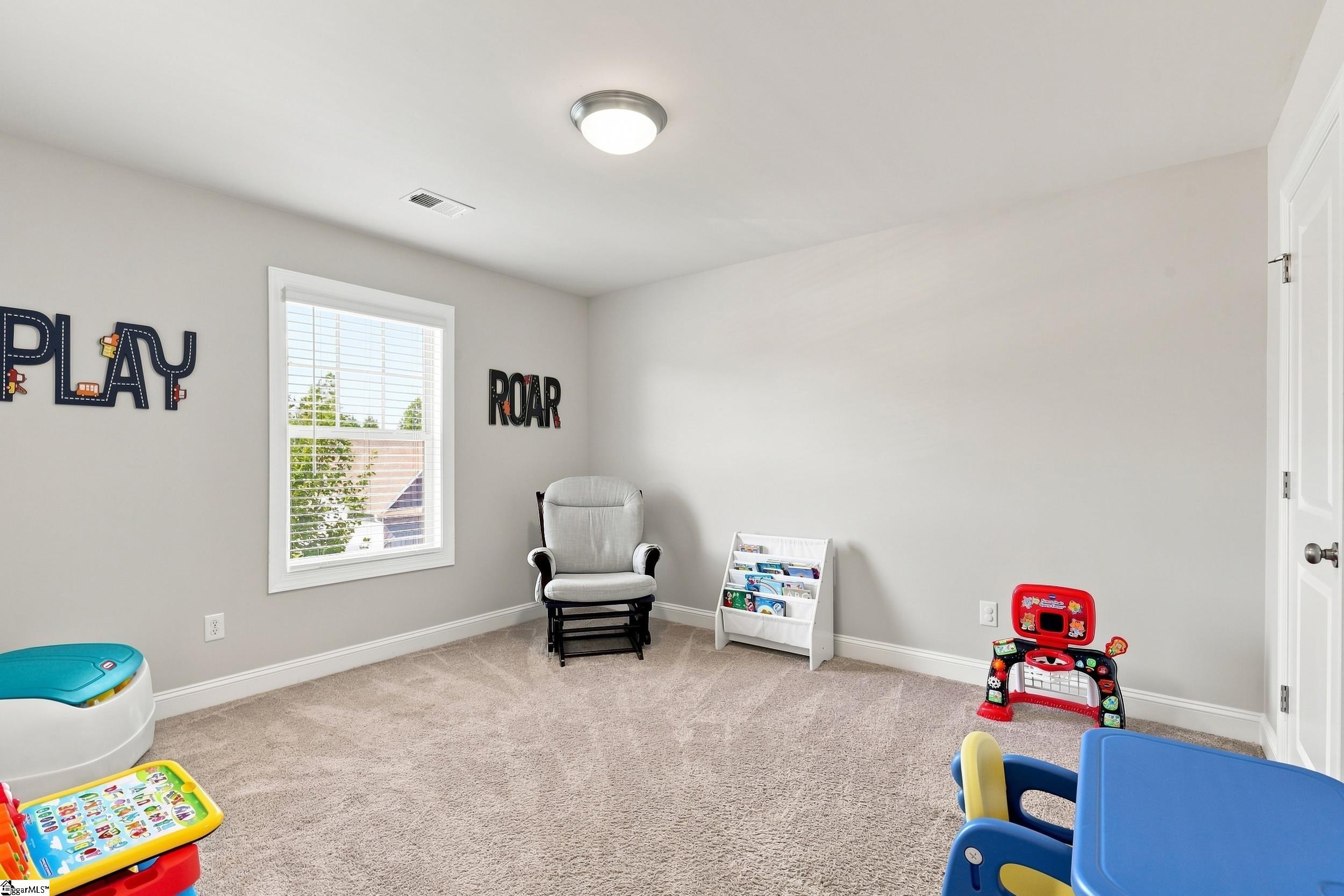 274 Braselton Street Property Photo 16