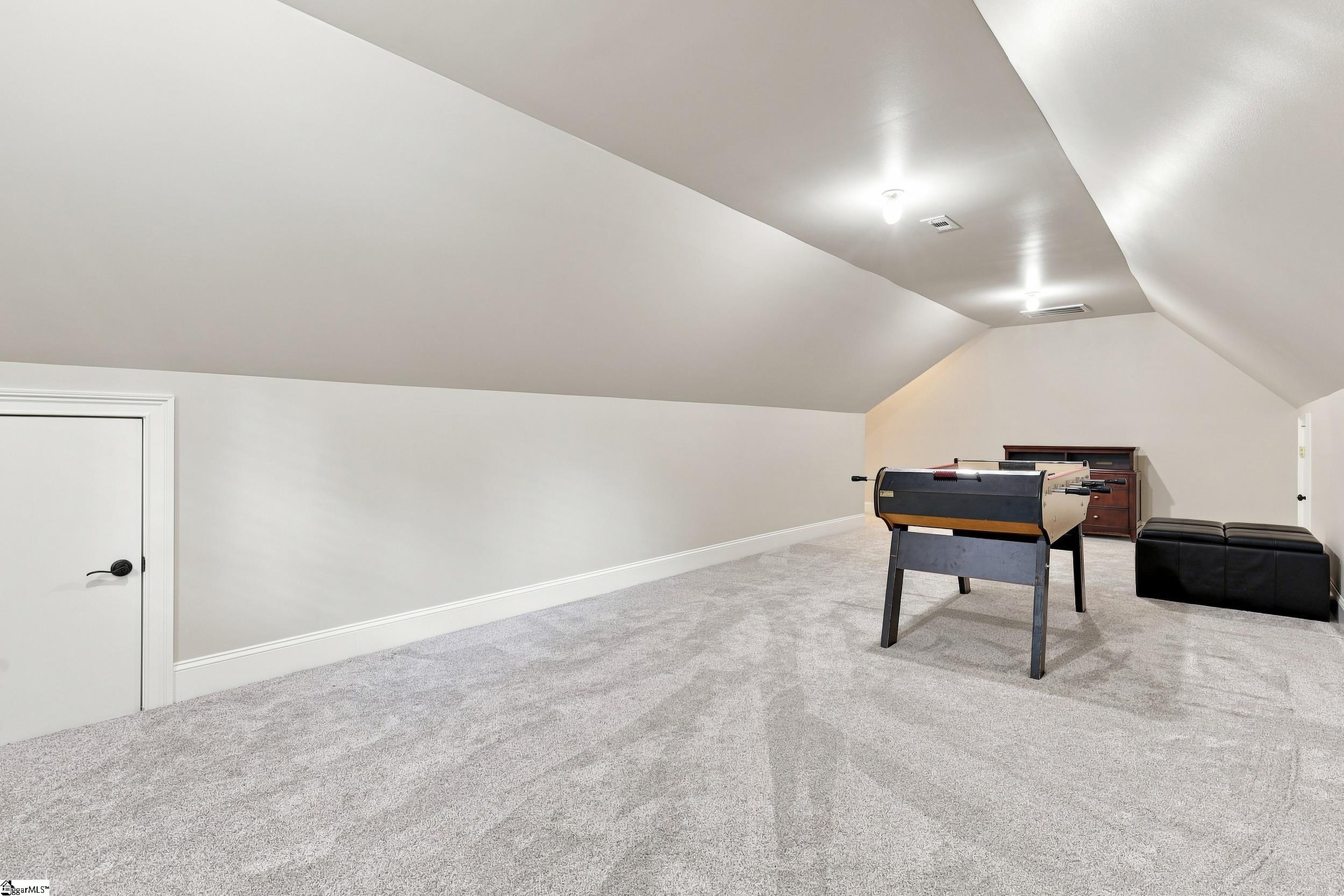 136 Reserve Drive Property Photo 33