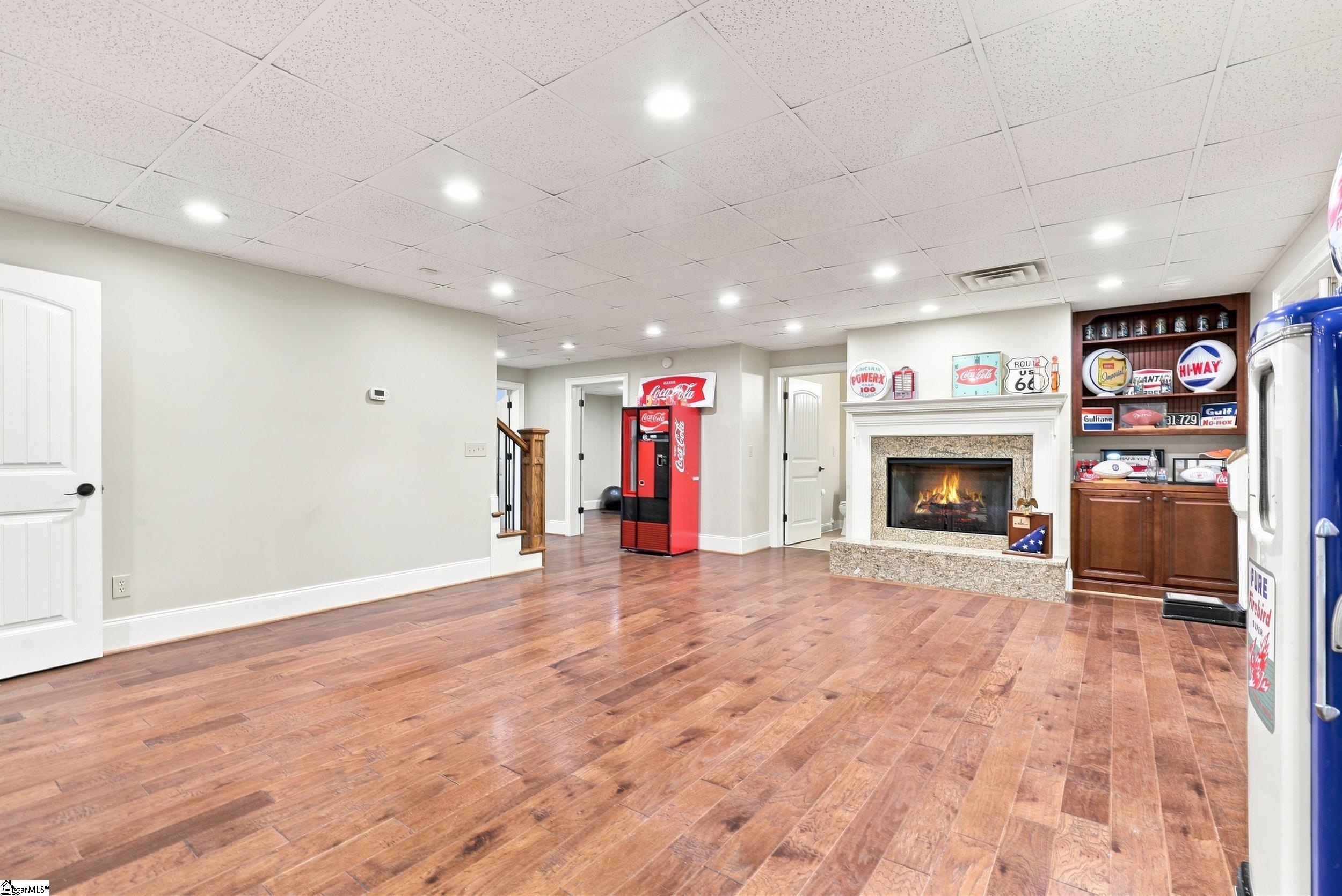 136 Reserve Drive Property Photo 40