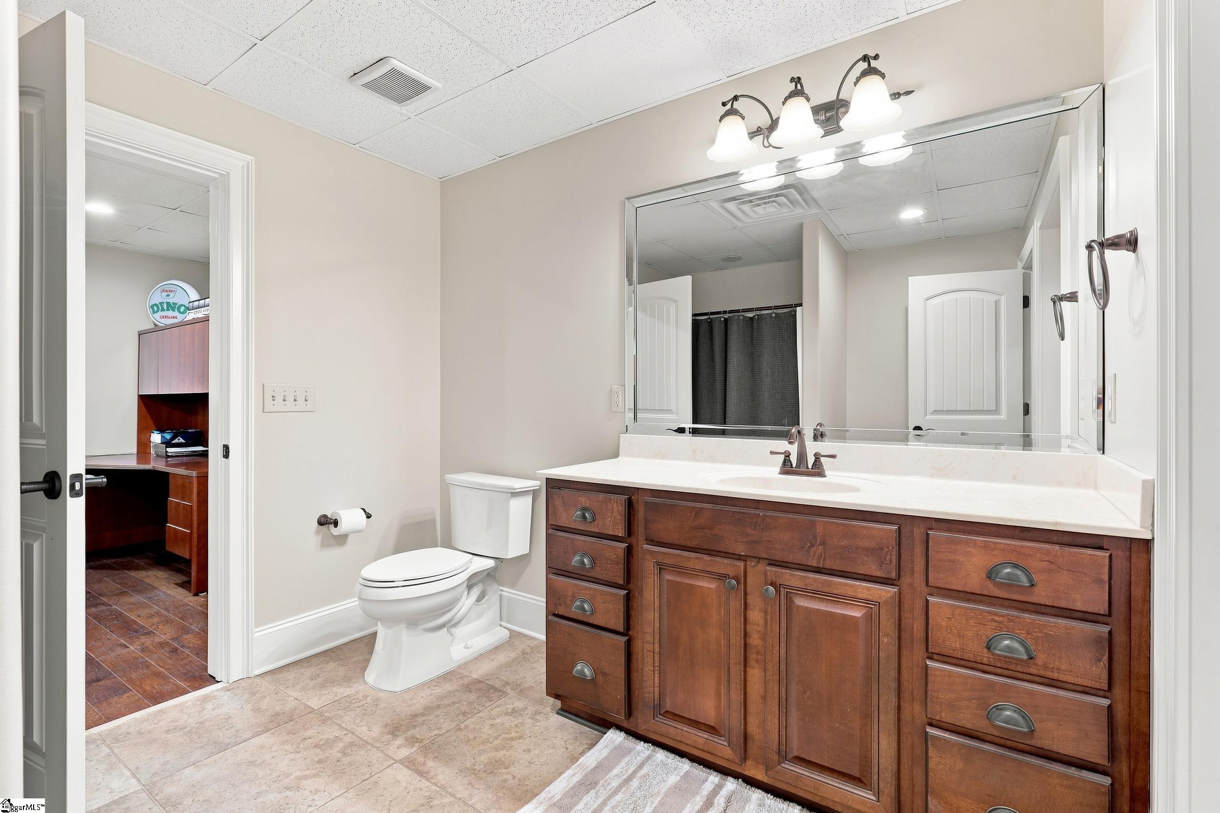 136 Reserve Drive Property Photo 46