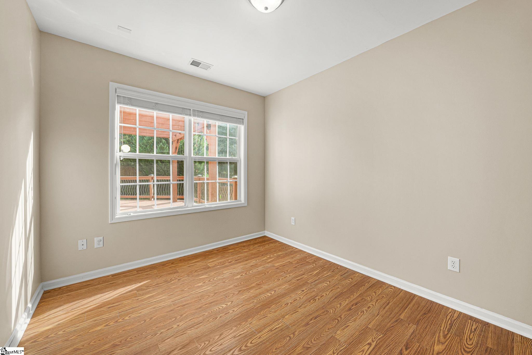 101 Leatherton Way Property Photo 10