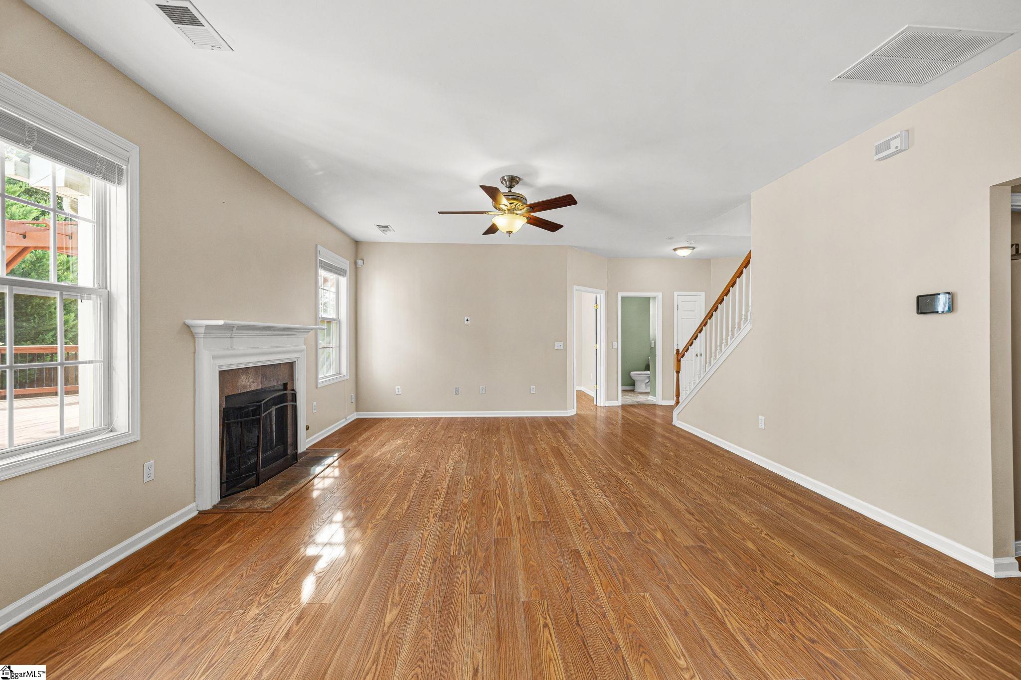 101 Leatherton Way Property Photo 6