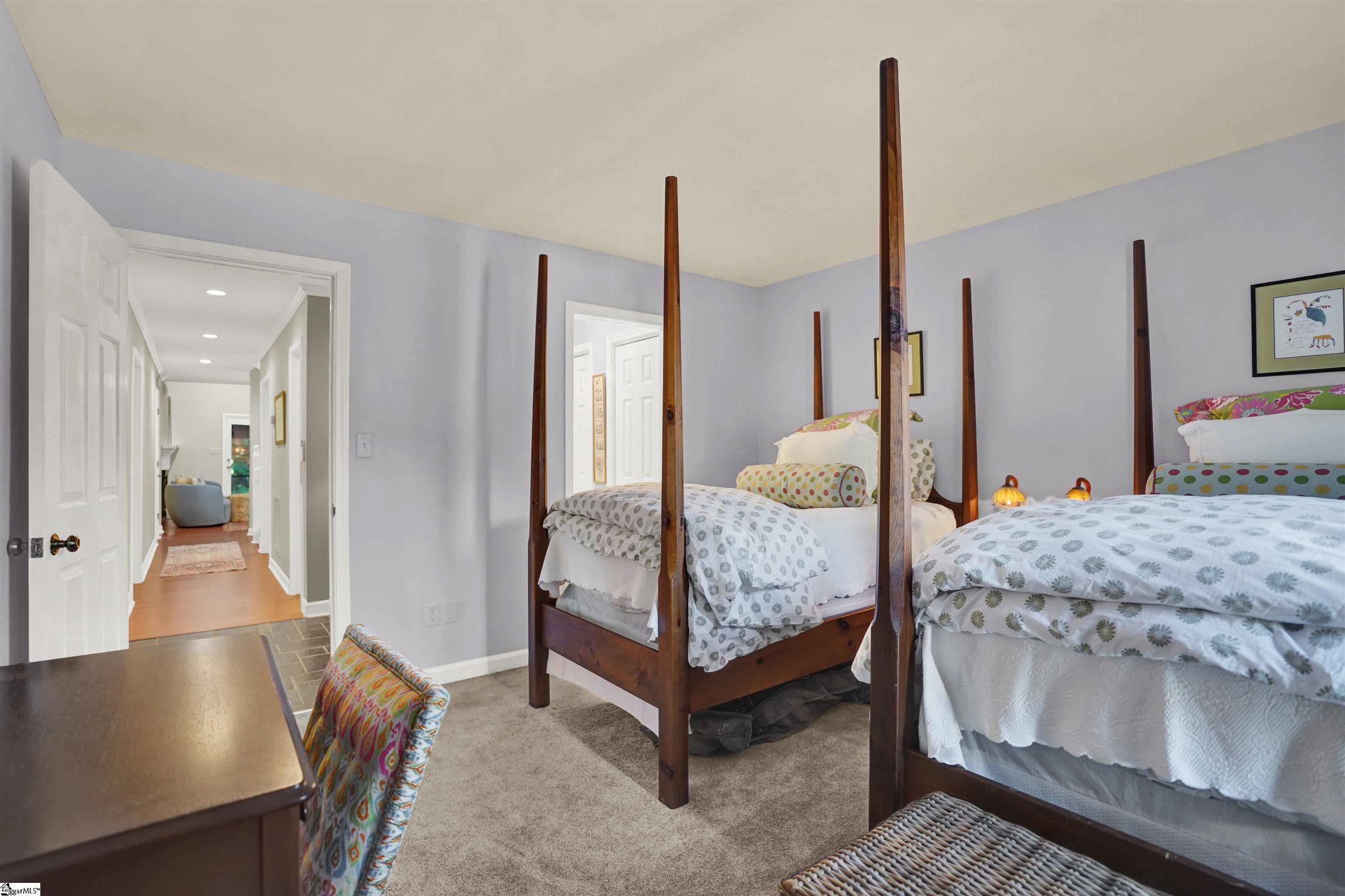 217 Ingleside Way Property Photo 12