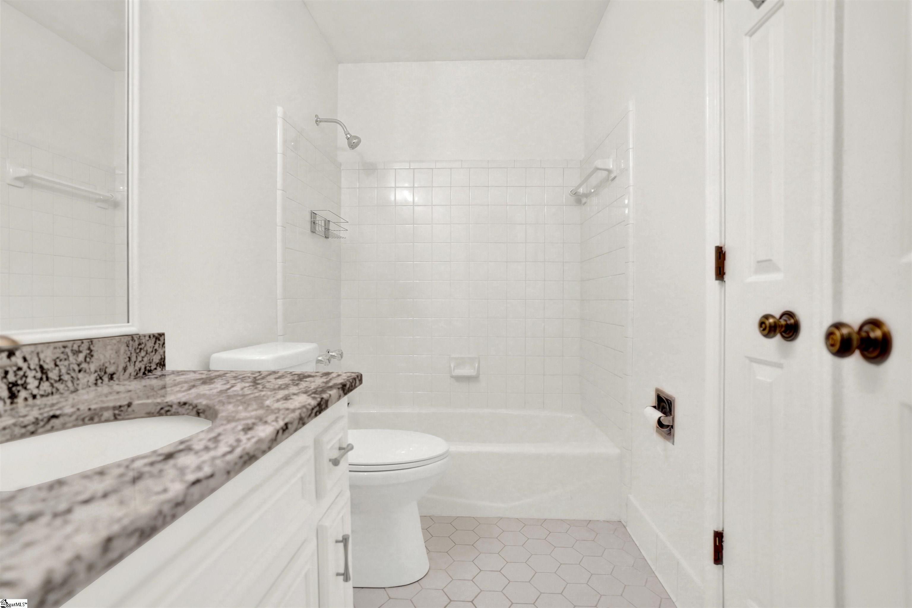217 Ingleside Way Property Photo 24