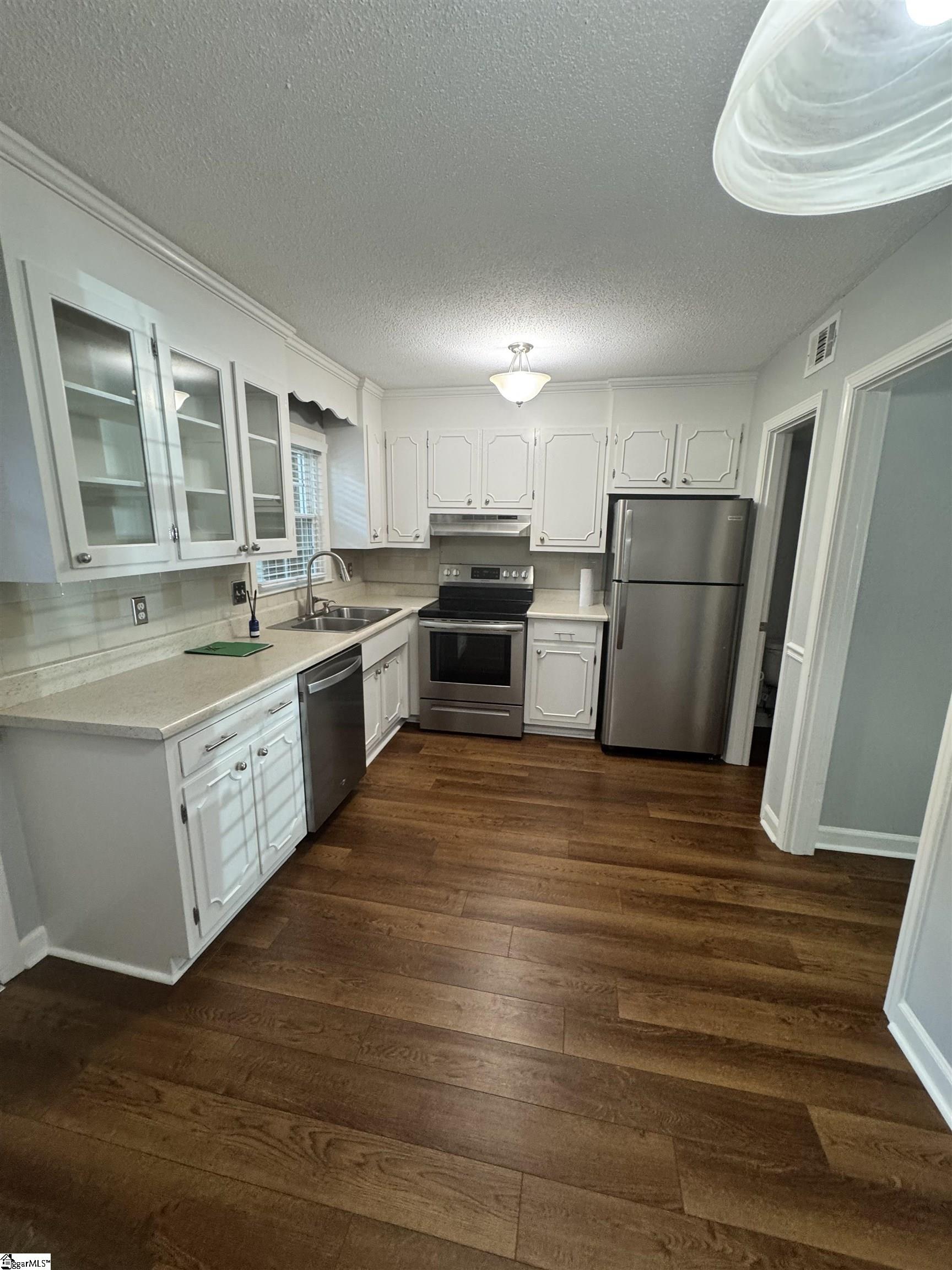 501 Edwards Road Property Photo 8