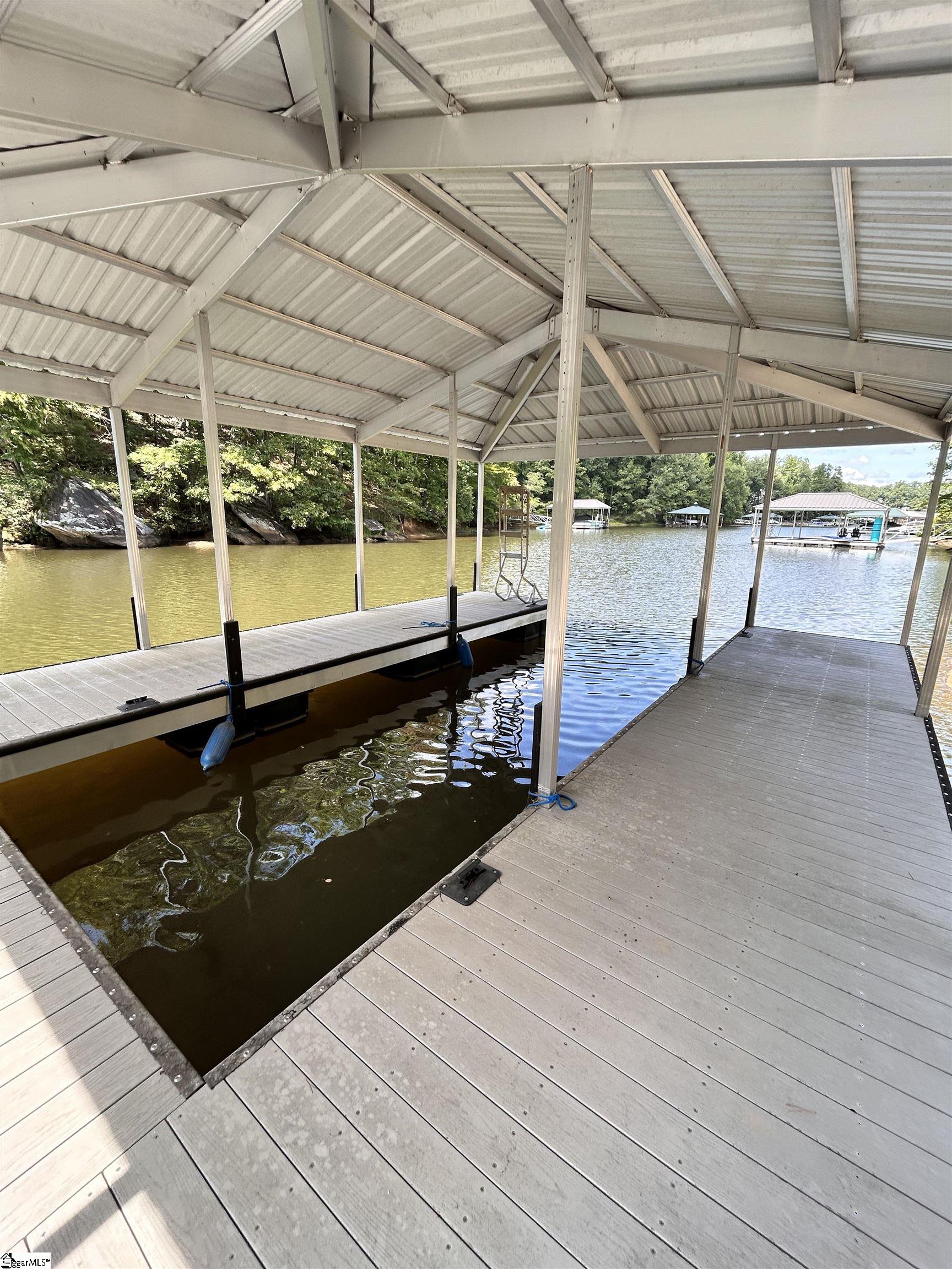 1601651 Property Photo 13