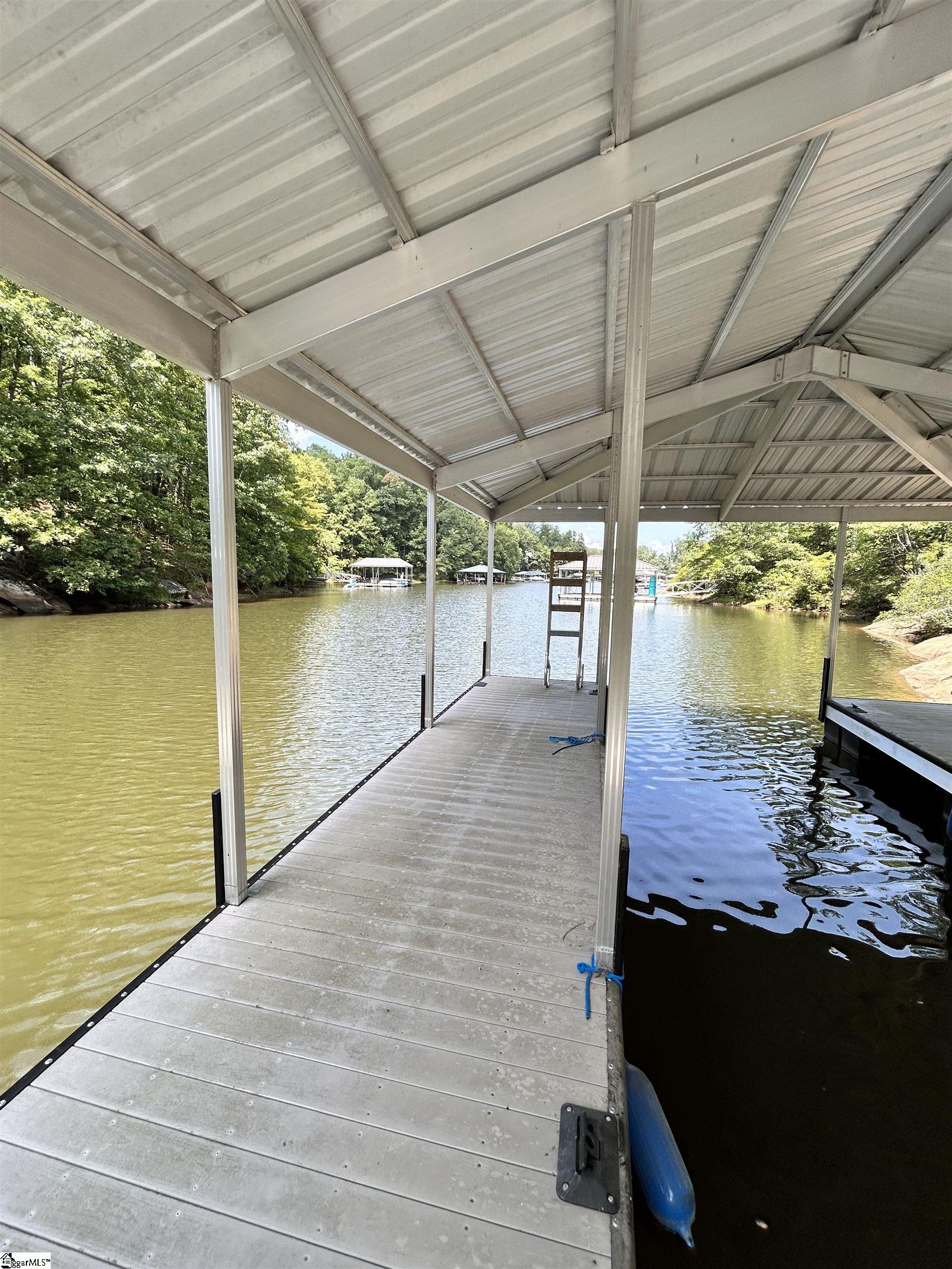 1601651 Property Photo 15
