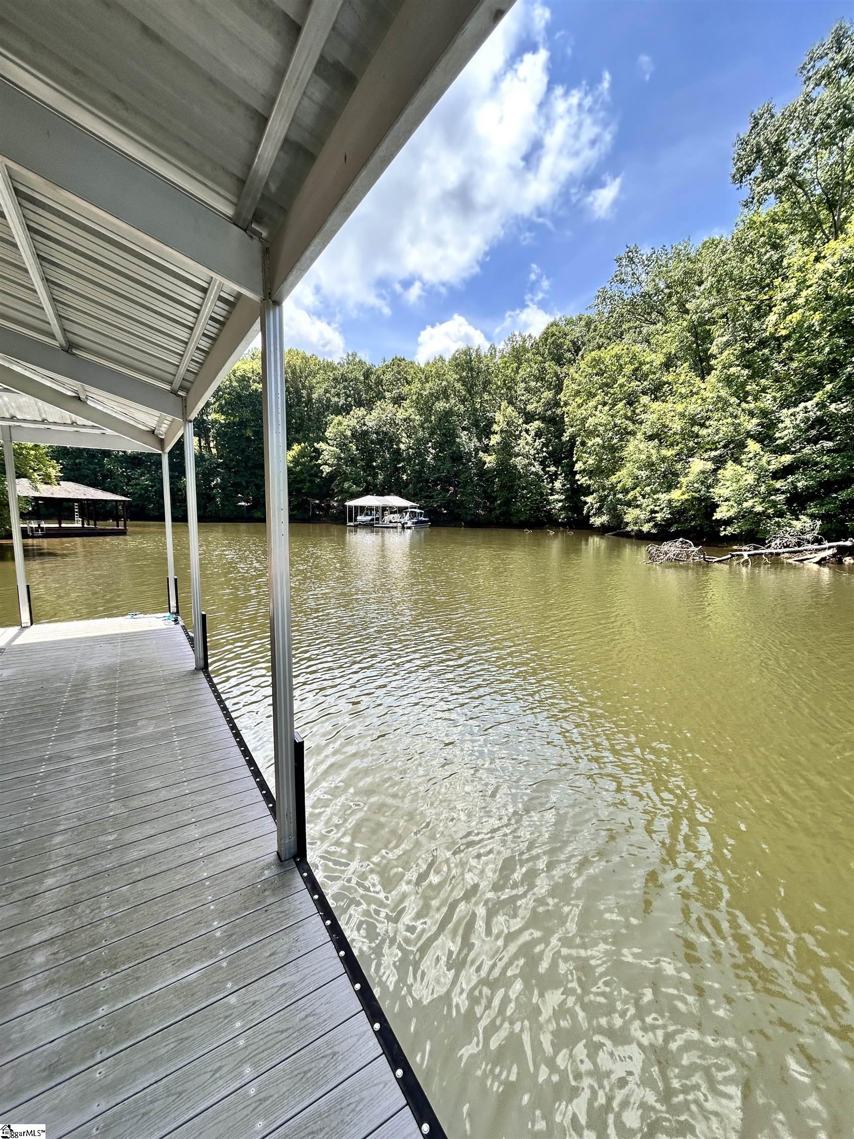 1601651 Property Photo 17