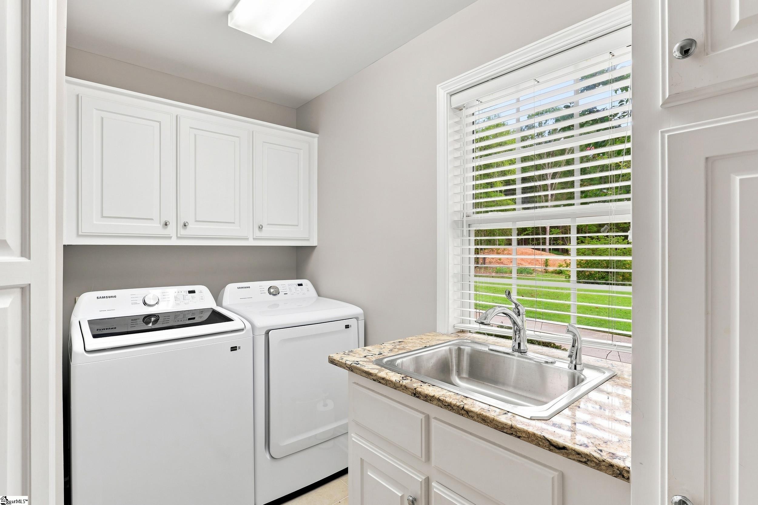 212 Crossington Way Property Photo 25
